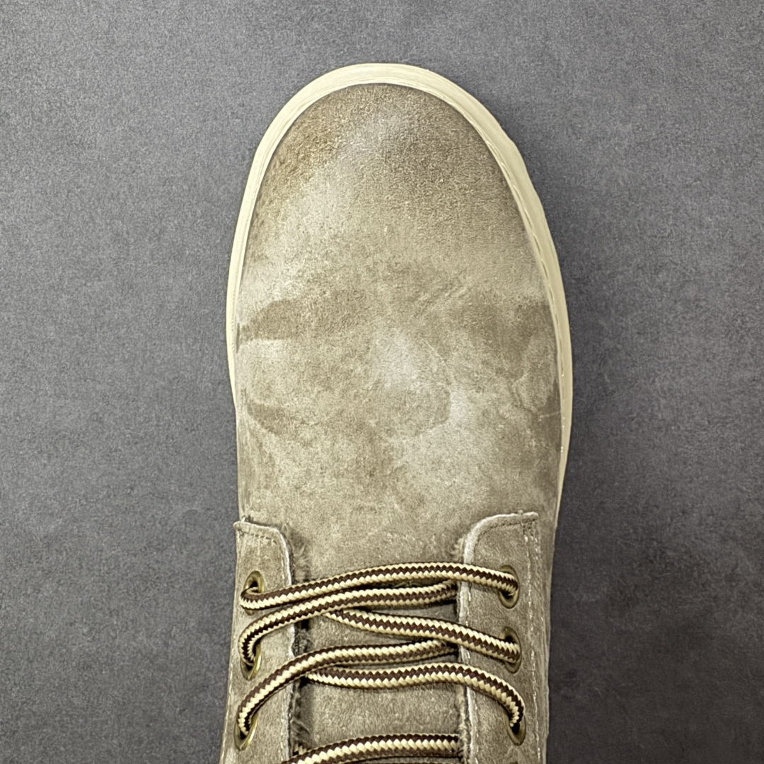 图片[8]-【广东纯原】UGG Tasman Weather Hybrid 塔斯曼混合系列户外中帮休闲马丁靴雪地靴 UGG秋冬新品（毛绒一体内里保暖锁热）秋冬必备 户外中帮休闲马丁靴雪地靴系列 # 代购专供品质 面料采用进口头层牛皮材质 鞋内里采用🔥毛茸一体内里保暖锁热。外置高弹Modern 外置防滑橡塑发泡超轻大底 系带设计 穿脱十分方便 采用TPU模压定型真皮鞋面材质#EVA轻翼外底防滑,耐磨性和良好的弹性！美国轻奢品牌 尺码：39 40 41 42 43 44 编码：TLB330340-选品中心