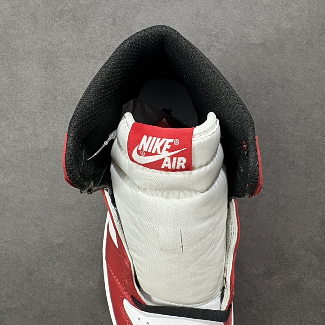 图片[7]-【公司级头层版】Air Jordan 1 High OG 高帮 芝加哥 AJ1 乔丹1代 aj1 乔1 高邦 金人吊牌 乔丹篮球鞋系列555088-101 采用正确头层皮组合荔枝纹头层皮革鞋面材质 中底注胶孔及缜密中底拉帮工艺 内置气垫及耐磨橡胶大底 尺码：36-47-选品中心
