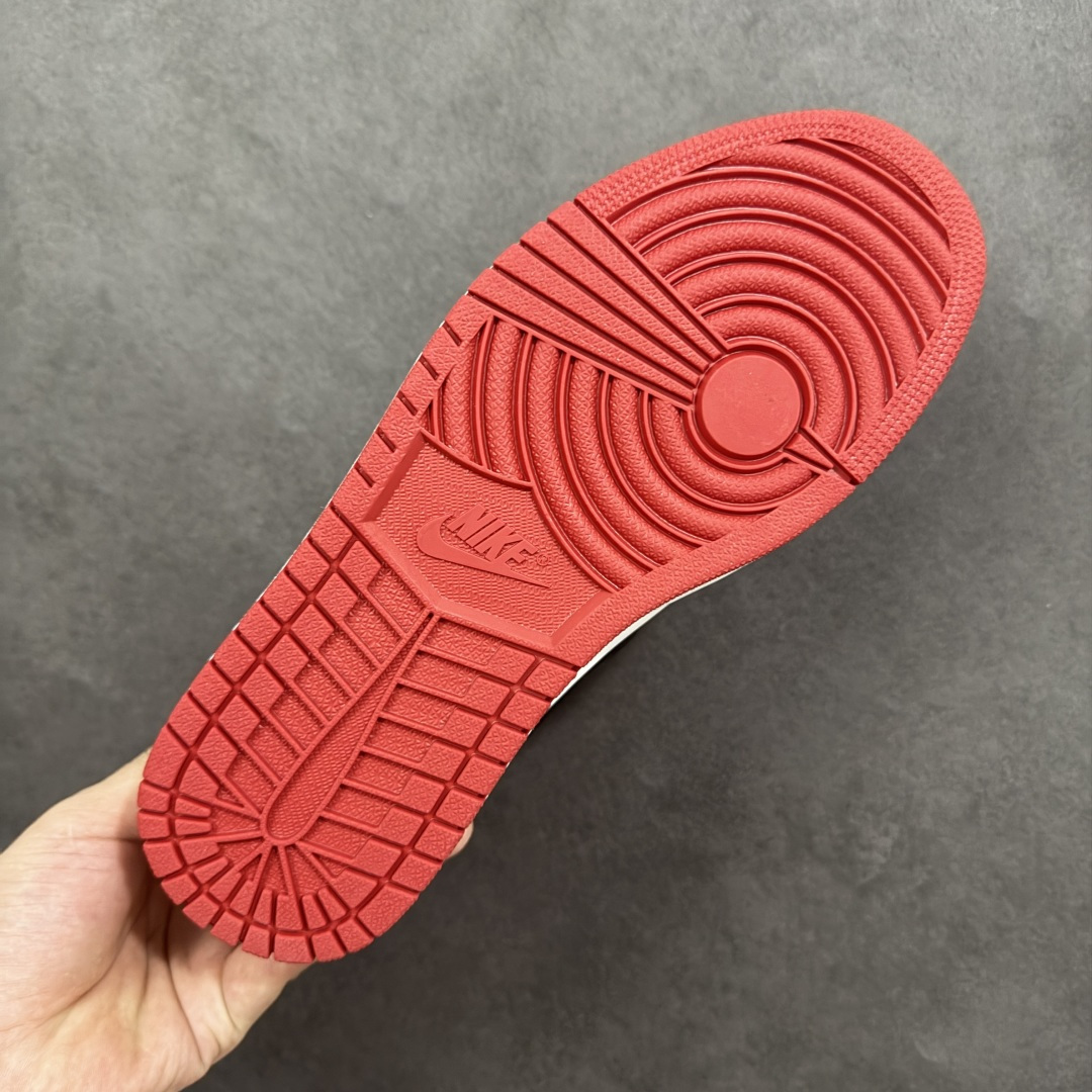 图片[9]-【公司级头层版】Air Jordan 1 High OG 高帮 芝加哥 AJ1 乔丹1代 aj1 乔1 高邦 金人吊牌 乔丹篮球鞋系列555088-101 采用正确头层皮组合荔枝纹头层皮革鞋面材质 中底注胶孔及缜密中底拉帮工艺 内置气垫及耐磨橡胶大底 尺码：36-47-选品中心