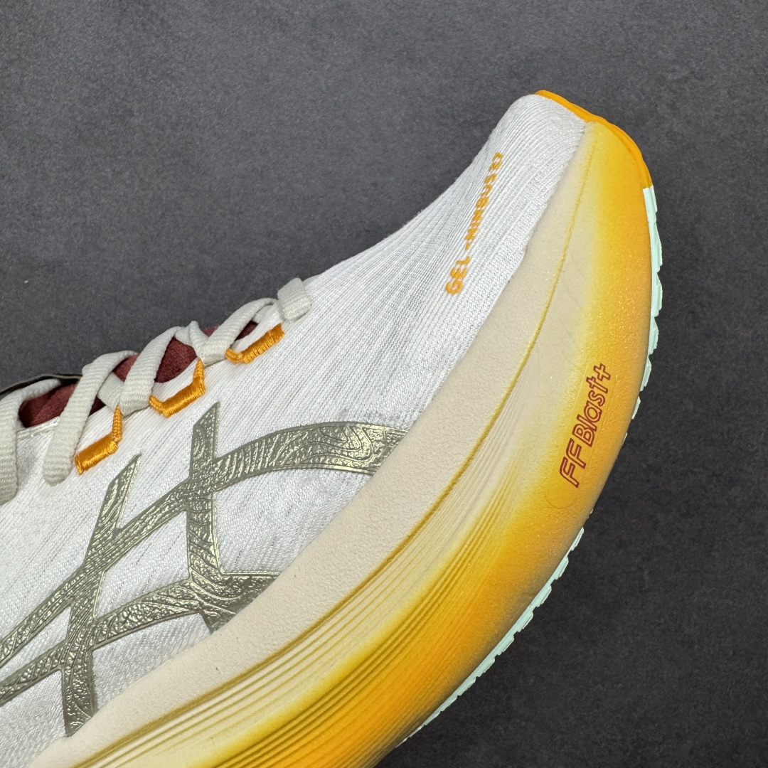 图片[5]-【公司级】Asics GEL-NIMBUS 27 复古休闲运动鞋 ASICS(亚瑟士） 是日本实业家鬼冢喜八郎创立的跑鞋运动品牌，名宇想法源自著名的拉丁谚语“AnimaSana In Corpore Sano”，意为“健全的精神寓于强健的体魄”。正如其名字的含义，ASICS亚瑟士一直坚信保持身体的健康与活力是打造健康快乐的生活方式的最佳途径。亚瑟士的跑鞋、篮球鞋等系列集专业与美貌于一身，拥有极高的热度 尺码：36 37 37.5 38 39 39.5 40 40.5 41.5 42 42.5 43.5 44 45 编码：AMB250260-选品中心