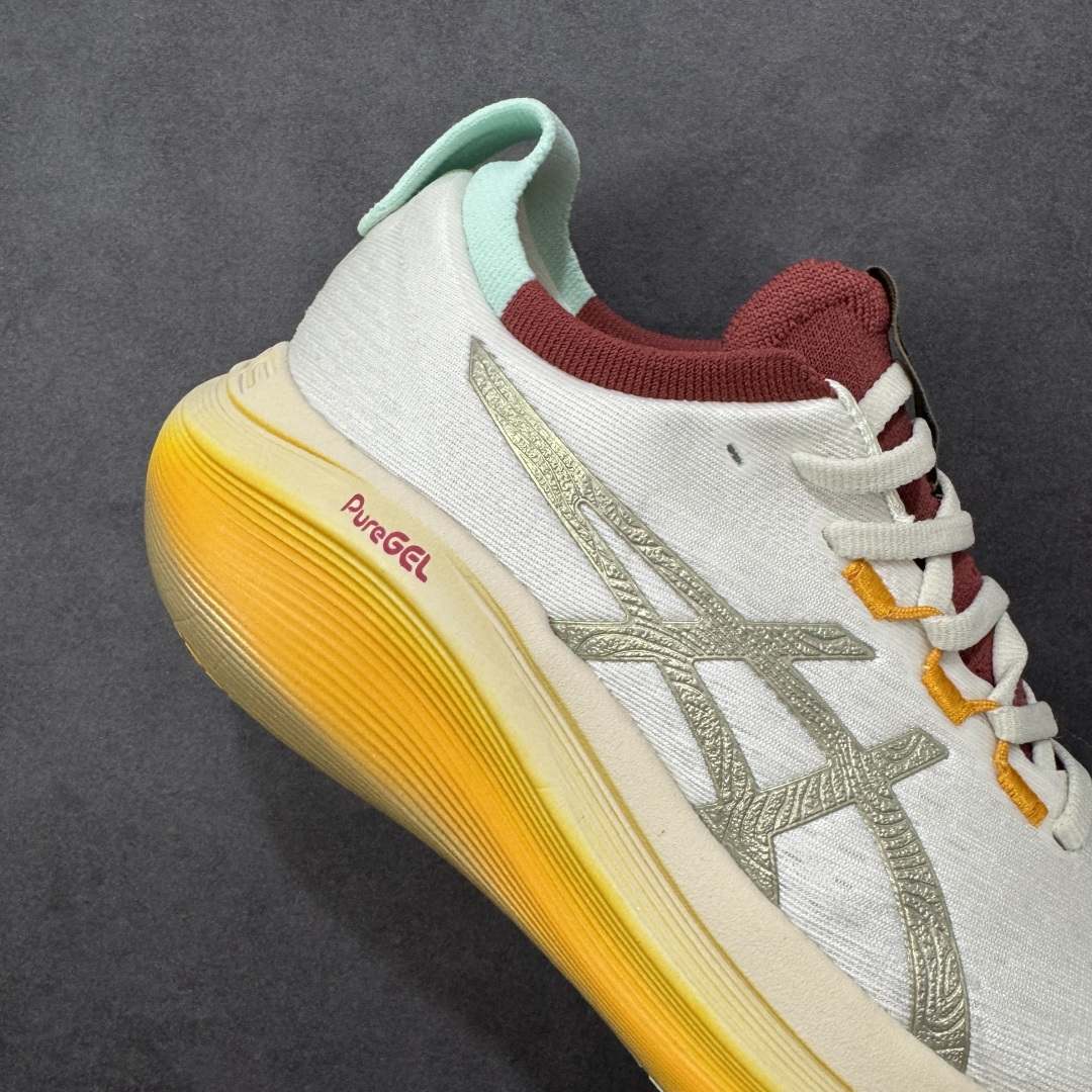 图片[6]-【公司级】Asics GEL-NIMBUS 27 复古休闲运动鞋 ASICS(亚瑟士） 是日本实业家鬼冢喜八郎创立的跑鞋运动品牌，名宇想法源自著名的拉丁谚语“AnimaSana In Corpore Sano”，意为“健全的精神寓于强健的体魄”。正如其名字的含义，ASICS亚瑟士一直坚信保持身体的健康与活力是打造健康快乐的生活方式的最佳途径。亚瑟士的跑鞋、篮球鞋等系列集专业与美貌于一身，拥有极高的热度 尺码：36 37 37.5 38 39 39.5 40 40.5 41.5 42 42.5 43.5 44 45 编码：AMB250260-选品中心