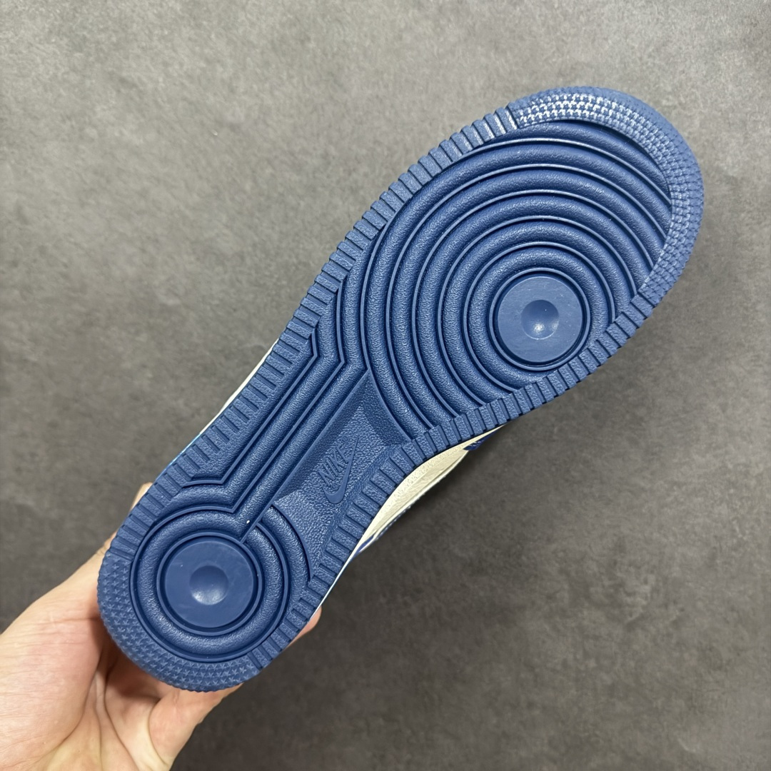 图片[8]-【定制版】NIke Air Force 1 \’07 Low “Dickies联名——白蓝猪八”空军一号 低帮 运动鞋 休闲鞋 折边针车 工艺难度大 原楦头原纸板 原装鞋盒 定制五金配件 内置全掌气垫 原厂鞋底 货号：SY1388-006 尺码：36 36.5 37.5 38 38.5 39 40 40.5 41 42 42.5 43 44 44.5 45 编码：HXSA310320-选品中心