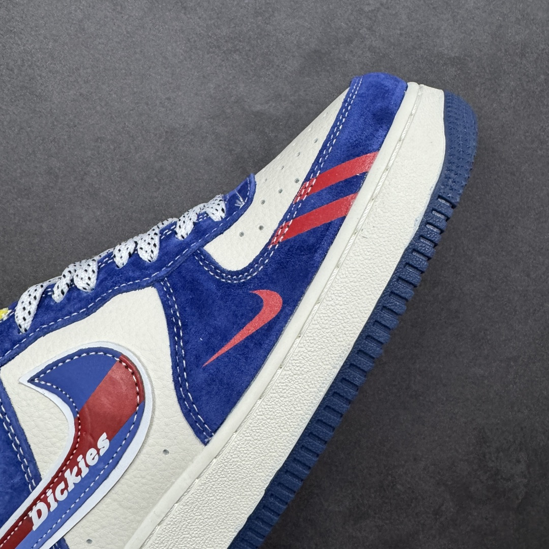 图片[4]-【定制版】NIke Air Force 1 \’07 Low “Dickies联名——白蓝猪八”空军一号 低帮 运动鞋 休闲鞋 折边针车 工艺难度大 原楦头原纸板 原装鞋盒 定制五金配件 内置全掌气垫 原厂鞋底 货号：SY1388-006 尺码：36 36.5 37.5 38 38.5 39 40 40.5 41 42 42.5 43 44 44.5 45 编码：HXSA310320-选品中心
