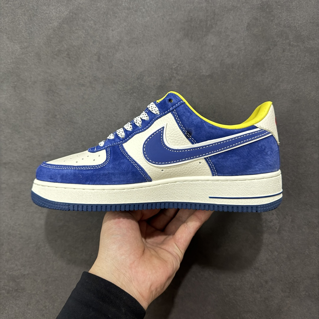 图片[2]-【定制版】NIke Air Force 1 \’07 Low “Dickies联名——白蓝猪八”空军一号 低帮 运动鞋 休闲鞋 折边针车 工艺难度大 原楦头原纸板 原装鞋盒 定制五金配件 内置全掌气垫 原厂鞋底 货号：SY1388-006 尺码：36 36.5 37.5 38 38.5 39 40 40.5 41 42 42.5 43 44 44.5 45 编码：HXSA310320-选品中心
