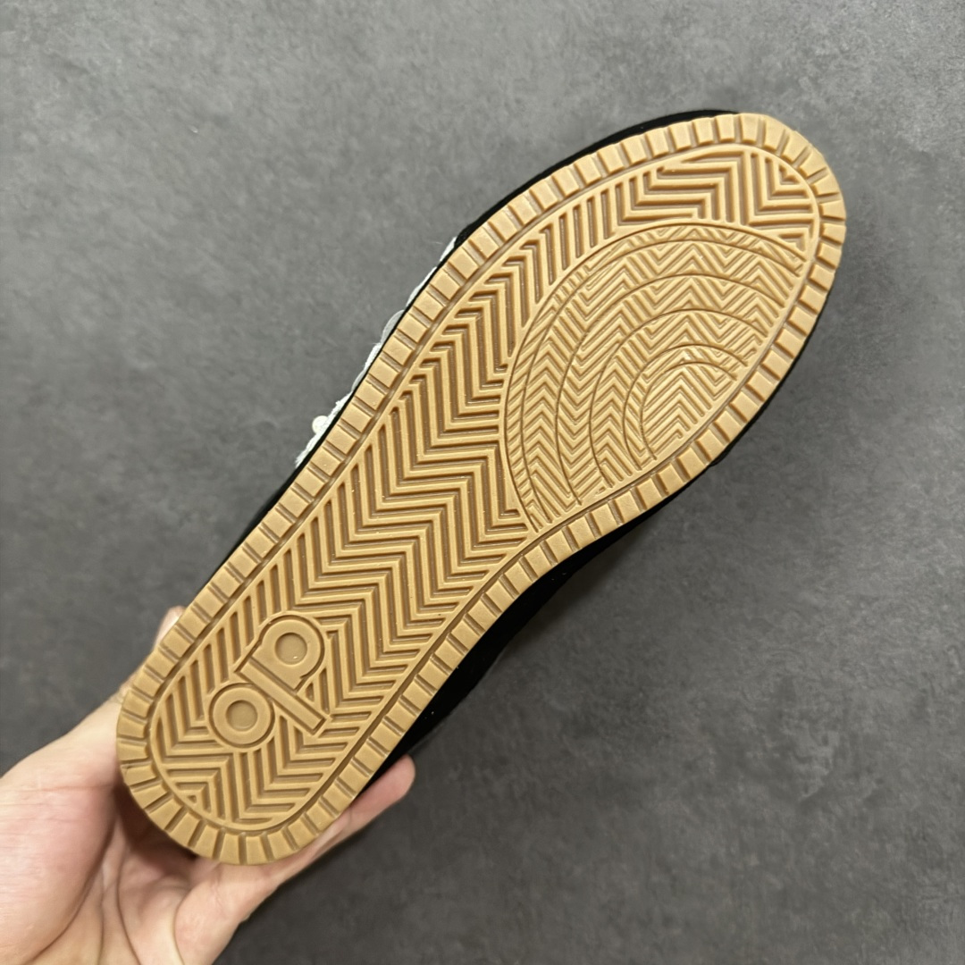 图片[9]-【定制版】alo yoga Sunset 月色舞曲 法式 少女 芭蕾风 生活休闲系带 阿甘鞋 德训鞋 原版开发 舒适百搭 网布减震透气支撑耐磨低帮 市面唯一独家私模打造 正确双层组合大底 ▪️包装：原版全套包装➕定制礼盒 ▪️面料：采用原版进口进口头层牛皮 ▪️内里垫脚：透气网➕定制内增高 ▪️大底： 原版定制防滑橡胶大底 ▪️货号：A0891U-Black(Team80-月色舞曲S-BOX) ▪️尺码：35-40 编码：TLB290300-选品中心