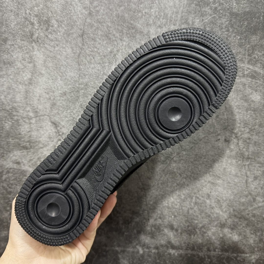图片[9]-【跑量版】Air Force1 经典空军纯黑 CW2288-001 市场最强性价比跑量出货 版型正 清洁度最好 皮料裂皮包退换 该有的细节 品质全部都有 跑量最佳版本 物美价廉 长期补货 尺码： 35.5-47.5-选品中心