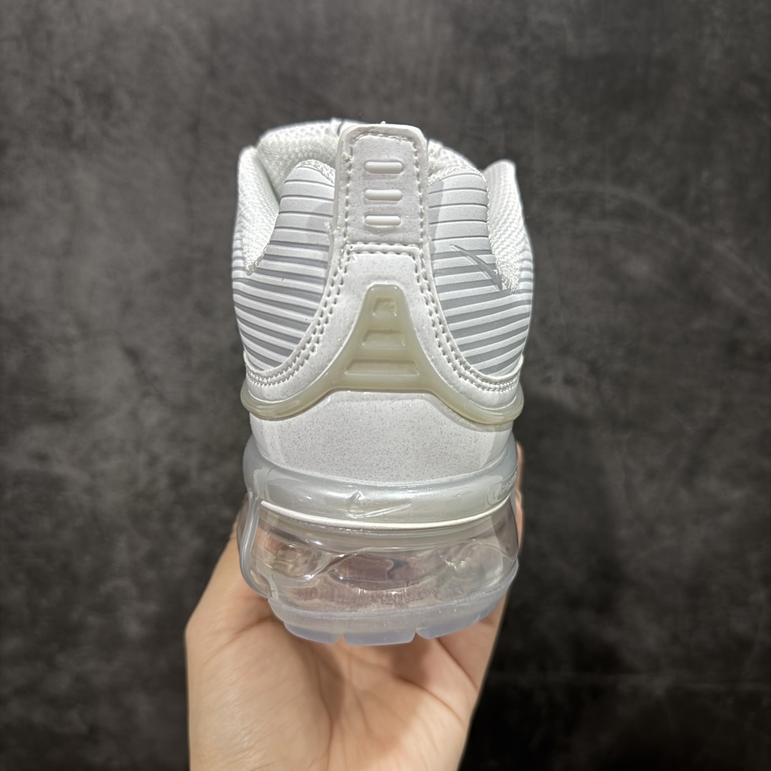 图片[4]-【YH纯原版】Nike Air Vapormax 360 全掌大气垫透气跑步鞋 CK9671-100  #鞋面依旧延续经典设计，中底则加入了 Vapormax气垫科技。值得一提的是气垫后跟处带有特殊的支架设计，致敬早期 Air Max360气垫提高稳定性的后跟支架。  尺码：35.5 36 36.5 37.5 38 38.5 39 40 40.5 41 42 42.5 43 44 44.5 45 46-选品中心