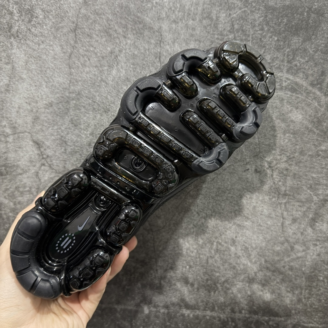 图片[9]-【YH纯原版】Nike Air Vapormax 360 全掌大气垫透气跑步鞋 CK2718-001  #鞋面依旧延续经典设计，中底则加入了 Vapormax气垫科技。值得一提的是气垫后跟处带有特殊的支架设计，致敬早期 Air Max360气垫提高稳定性的后跟支架。  尺码：35.5 36 36.5 37.5 38 38.5 39 40 40.5 41 42 42.5 43 44 44.5 45 46-选品中心