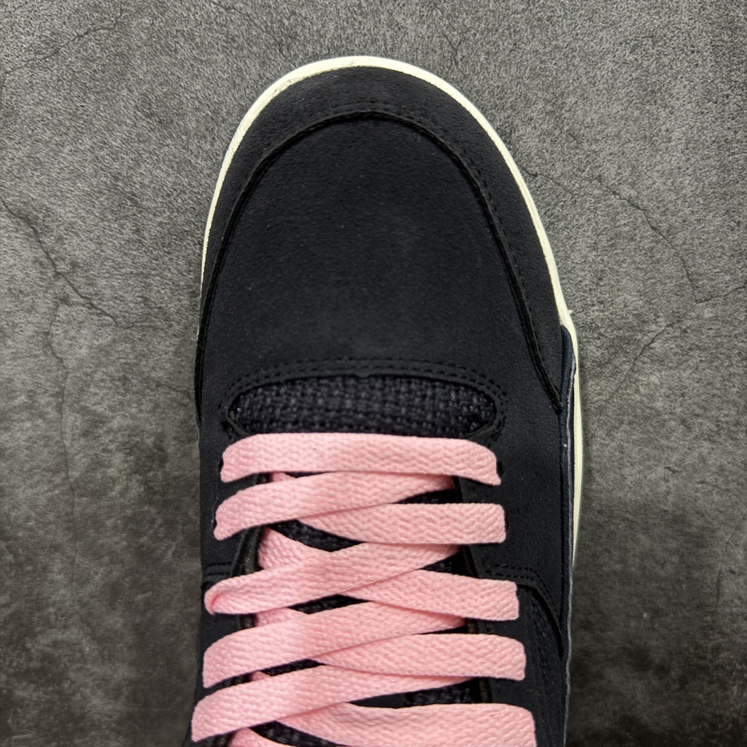 图片[5]-【神版】Air Jordan 4 Retro Flight Court 低帮 黑粉 AJ4 乔丹4代 aj4 乔4 低邦 黑粉 乔丹篮球鞋系列 头层带半码 区别市场通货 鞋款整体以黑色翻毛皮打造，搭配侧身黑色麂皮框架，鞋舌及后跟Jumpman Logo分别采用黑色、灰色刺绣点缀，后跟侧身Flighth字样也辅以灰色刺绣呈现，秉承轻量化的速度型篮球鞋设计思想完成设计，降低重量的同时提升舒适度，中底延续前作使用了分离式后掌可视化Air Soleb气垫。鞋带孔和后跟鞋提以籃网为造型灵感，将篮球运动巧妙融入到鞋款的设计之中，使鞋身整体富有流动性、节奏感和优雅气质。 货号：HF3255-012 尺码：36 36.5 37.5 38 38.5 39 40 40.5 41 42 42.5 43 44 44.5 45-选品中心