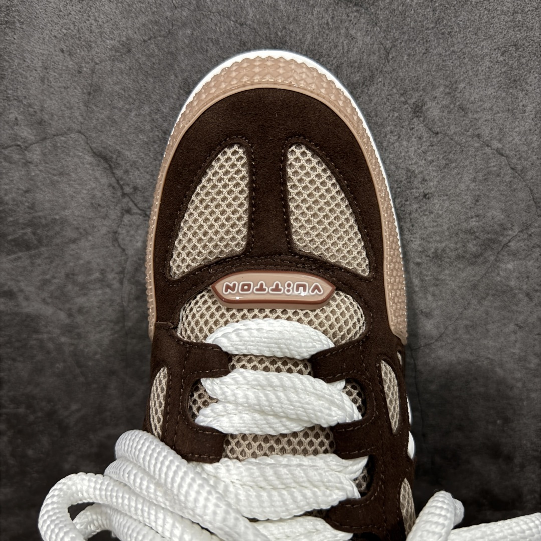 图片[5]-【纯原礼盒版】Louis Vuitton LV Skate时装走秀圆头系带运动鞋 完美鞋型超高的清洁度 零毛边线头瑕疵 全套原楦原纸版原鞋开模 全网最具灵魂的版型 正确原装黄色鞋盒 正确中底印花 鞋面印花3D高频深度立体 全鞋电脑针车 紧密相连 针距密度一致 环保乳胶注塑鞋垫 厚度脚感还原原版 皮面裁剪部位 统一油边封口工艺 原装橡胶大底含胶量大底组合零偏差 专柜全套包装 防尘袋 说明书 质保卡 男女鞋 尺码：35-46-选品中心