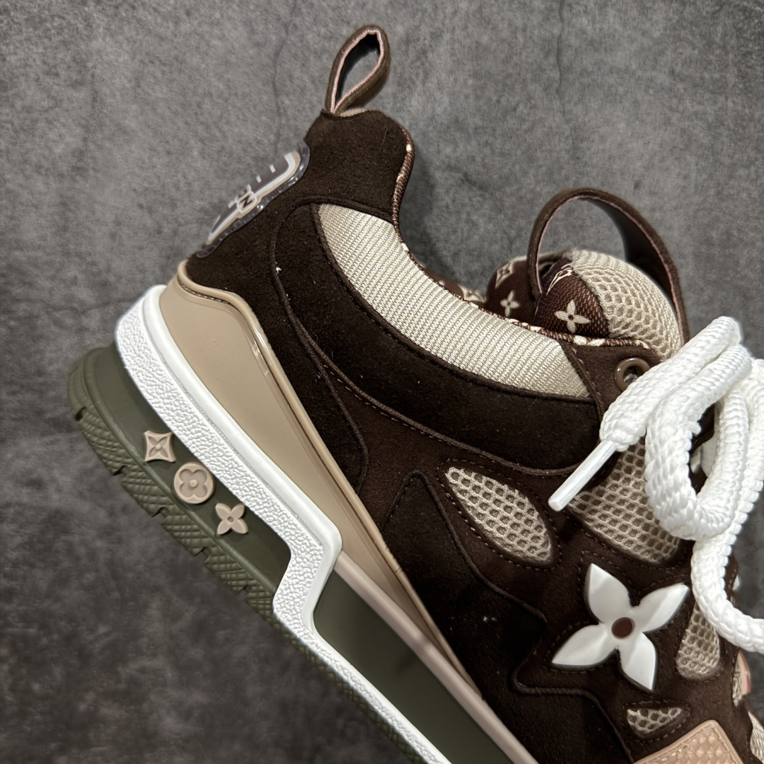 图片[7]-【纯原礼盒版】Louis Vuitton LV Skate时装走秀圆头系带运动鞋 完美鞋型超高的清洁度 零毛边线头瑕疵 全套原楦原纸版原鞋开模 全网最具灵魂的版型 正确原装黄色鞋盒 正确中底印花 鞋面印花3D高频深度立体 全鞋电脑针车 紧密相连 针距密度一致 环保乳胶注塑鞋垫 厚度脚感还原原版 皮面裁剪部位 统一油边封口工艺 原装橡胶大底含胶量大底组合零偏差 专柜全套包装 防尘袋 说明书 质保卡 男女鞋 尺码：35-46-选品中心