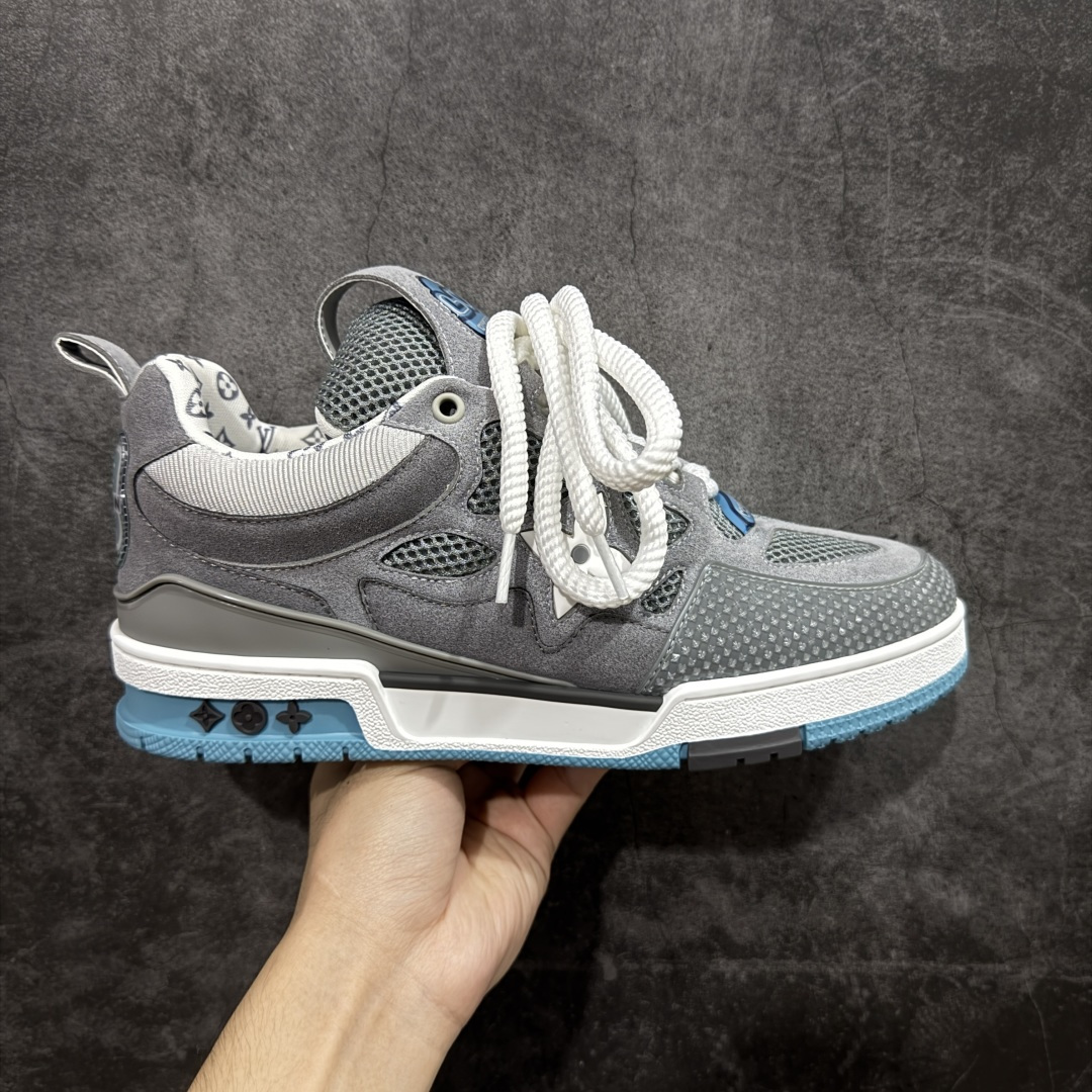 【纯原礼盒版】Louis Vuitton LV Skate时装走秀圆头系带运动鞋 完美鞋型超高的清洁度 零毛边线头瑕疵 全套原楦原纸版原鞋开模 全网最具灵魂的版型 正确原装黄色鞋盒 正确中底印花 鞋面印花3D高频深度立体 全鞋电脑针车 紧密相连 针距密度一致 环保乳胶注塑鞋垫 厚度脚感还原原版 皮面裁剪部位 统一油边封口工艺 原装橡胶大底含胶量大底组合零偏差 专柜全套包装 防尘袋 说明书 质保卡 男女鞋 尺码：35-46-选品中心