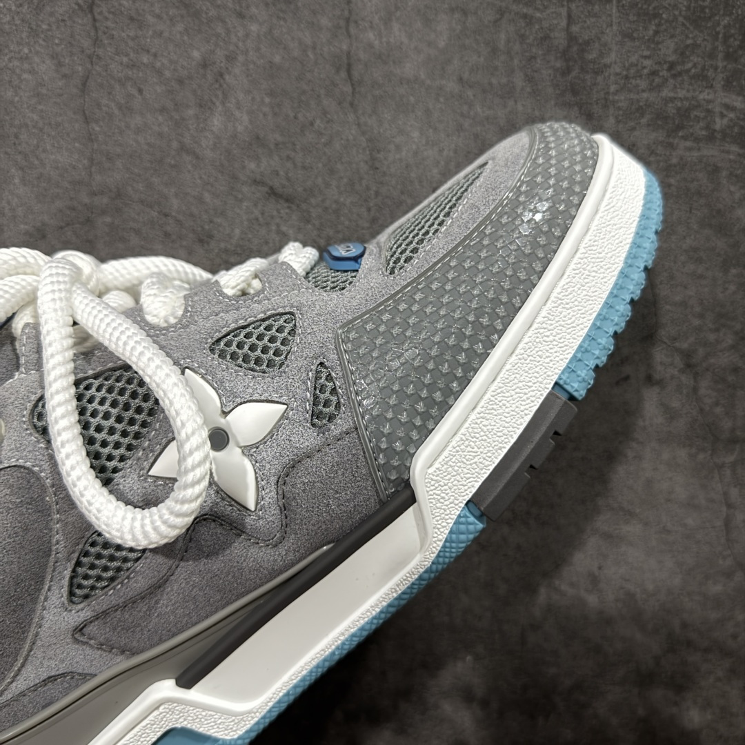 图片[6]-【纯原礼盒版】Louis Vuitton LV Skate时装走秀圆头系带运动鞋 完美鞋型超高的清洁度 零毛边线头瑕疵 全套原楦原纸版原鞋开模 全网最具灵魂的版型 正确原装黄色鞋盒 正确中底印花 鞋面印花3D高频深度立体 全鞋电脑针车 紧密相连 针距密度一致 环保乳胶注塑鞋垫 厚度脚感还原原版 皮面裁剪部位 统一油边封口工艺 原装橡胶大底含胶量大底组合零偏差 专柜全套包装 防尘袋 说明书 质保卡 男女鞋 尺码：35-46-选品中心