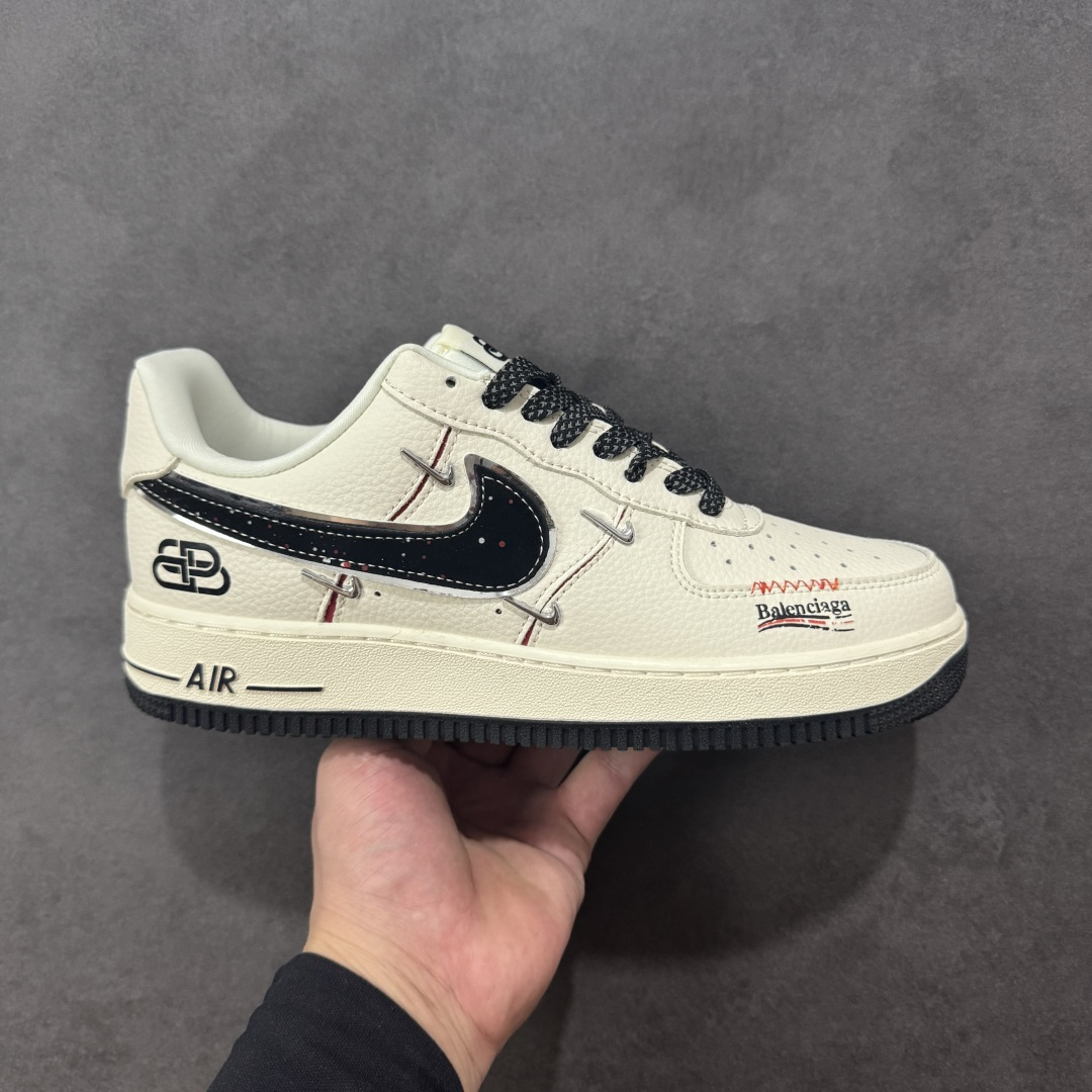 【定制版】Nike Air Force 1\’07 Low 巴黎世家联名 四银勾 空军一号低帮休闲板鞋 #原楦头原纸板 原装鞋盒 定制五金配件 内置全掌气垫 原厂鞋底 货号:DD1928-309 尺码:36 36.5 37.5 38 38.5 39 40 40.5 41 42 42.5 43 44 44.5 45-选品中心