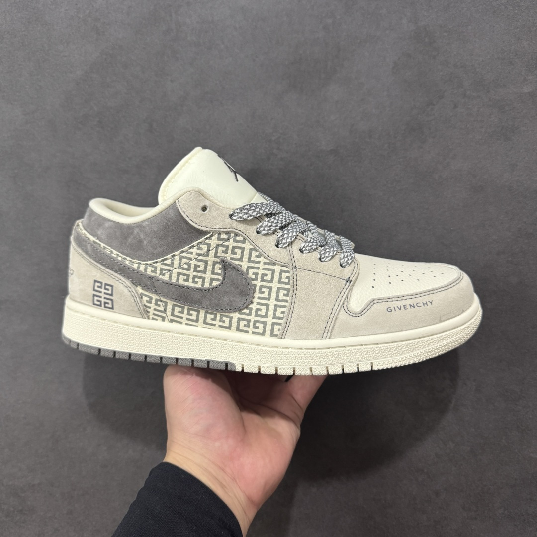 【定制版】Air Jordan 1 Low AJ1 乔1 “纪梵希联名—米白灰”高端定制 低帮复古篮球鞋 #定制鞋盒 大厂纯原品质出货 超高清洁度 皮料切割干净无任何毛边 细节完美 货号:LD8888-008 尺码:36 36.5 37.5 38 38.5 39 40 40.5 41 42 42.5 43 44 44.5 45-选品中心