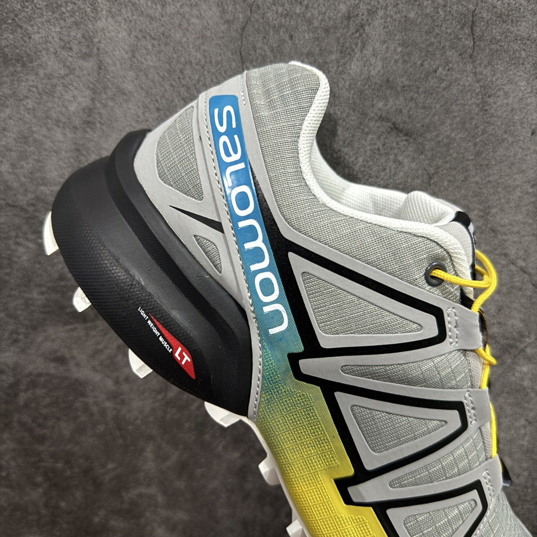 图片[7]-【莞产版本】萨洛蒙/Salomon Speed Cross 4 织物皮革低帮全能越野透气休闲运动鞋 Salomon 正式推出全新概念鞋款 SPEEDCROSS 以侵略性设计与先锋户外美学融合 相互交织出纵横山野和城市间的跑鞋轮廓 由混合网眼织物与皮革打造鞋面 辅以皮革细节点缀增强视觉冲击 整体以爪痕式的鞋面纹路搭配流线型轮廓呈现 极具辨识度的夸张外大底设计 增高之余更适合城市生活环境的舒适防滑效果 功能性层面 鞋面 3D 开放式网眼最大限度提供着用透气性 并注入合成材料为户外穿着带来极大的耐用和保护性 得益于 Salomon 多项功能性科技 从中底到鞋带系统都为脚部提供了一个安全和舒适的贴合感 并在松散、柔软、崎岖和不平坦的地形环境上带来卓越的抓地力 尺码：40-47-选品中心