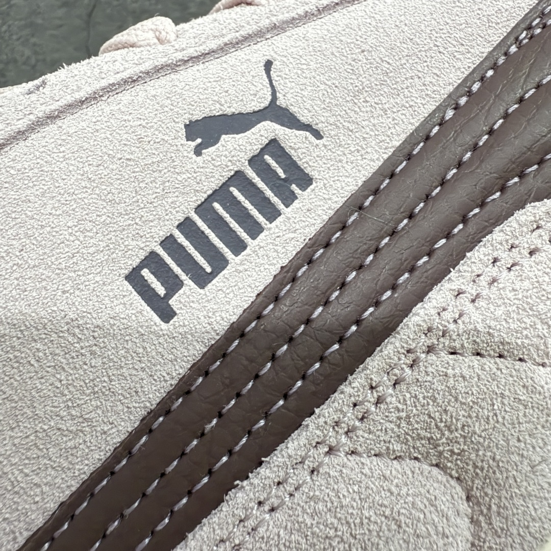 图片[3]-【CS纯原】Puma Speedcat OG Sparco 彪马罗马阿莫尔系列 复古运动休闲赛车跑鞋 豆沙粉 406329-52 市场第一梯队品质 版型 细节 烫金走线 完全碾压市场任意版本 欢迎对比🆚 工厂耗时3个月开发 原装档案原数据纸版楦型 采用固色翻毛皮鞋面材质(正确二次成型\’猛帮\’成型工艺🆚区别市面版本!!) 外置原数据开发轻量耐磨橡胶大底💪🏻 全球知名运动品牌PUMA宝马赛车系列 融合了宝马车队的标志性配色 以趣味十足又前卫复古的设计引领潮流 将赛道精神融入街头时尚 开启前卫竞速之旅 主打前卫复古风 Roma鞋款的鞋侧以复古的流线造型 缀以宝马经典Logo 巧妙吸睛 而Speedcat鞋款以亮眼三色条纹元素缀以舒适鞋面 赋予了独特的个性美学 演绎赛车的无尽能量 尺码：35.5-45-选品中心