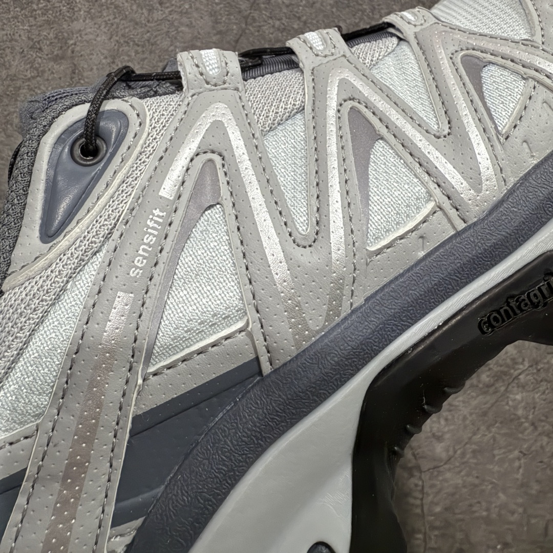 图片[4]-【W1版本】Salomon XT-QUEST ADV 萨洛蒙 时尚 舒适减震防滑耐磨 低帮跑步鞋 男女同款 471276 纯原外贸平台特供订单 耗时半年巨作 全套原纸板楦头开发 原厂特供网布配套加持 确保原汁原味 完美呈现版型 原档数据独家私模五层组合大底 男女鞋同步官方 原装Ortholite轻量化鞋垫 中底布带钢印编号 原厂TPU锁扣 进口港宝加持 后跟自然饱满 还原公司包裹性 基于 SALOMON 初代 XT 鞋身造型并搭载 4D ADVANCED CHASSIS™ 大底打造而成 为这款 XT-QUEST 带来了多项足部控制与保护等功能性 如在运动过程中控制左右晃动的过程而提高稳定性、改善长途越野过程中足中到足尖的过渡、提高感知岩石的精确度以抵抗尖锐物体对脚底的伤害以及采用动态缓冲来增强穿着舒适感 从而减轻疲劳感 使 XT-QUEST 成为一双舒适且安全的户外之履 尺码：36 36.5 37.5 38 38.5 39 40 40.5 41 42 42.5 43 44 44.5 45-选品中心