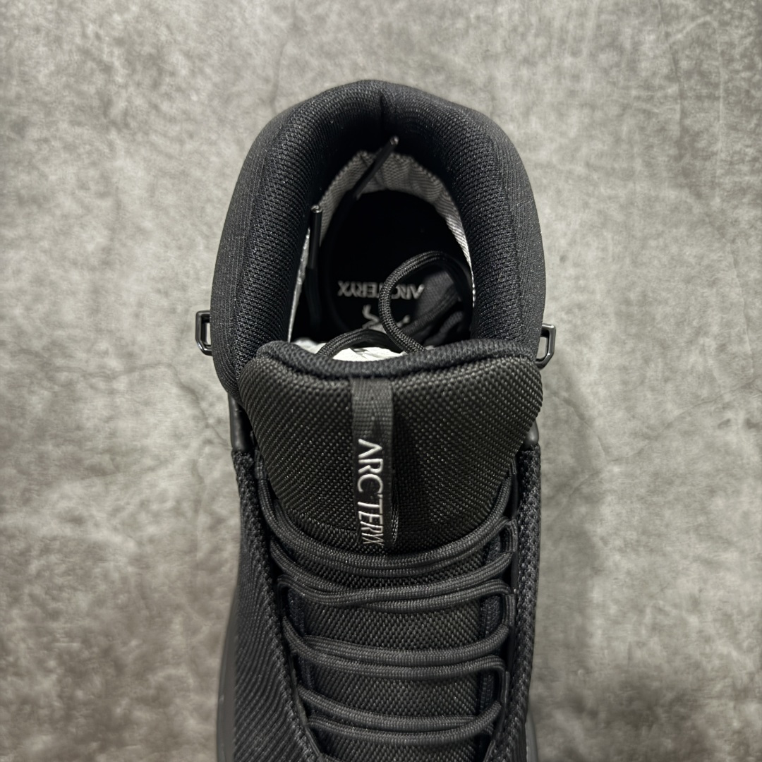 图片[8]-【莞产纯原版】始祖鸟ArcTeryx Kopec GTX M Mid 覆盖透气男越野跑鞋 中帮 正确后跟刺绣 完美细节版型 官方同步上架 适合技术路线单日徒步穿着 aeriosflgtx鞋受到长途野外跑步鞋的启发 适合在变化的地形上进行快速轻快的徒步旅行穿着，舒适而有支撑性，使您充满信心。该设计与脚部融为一体，可最大限度地减少摩擦，gore-tex保护膜网砂，采用gore隐形适体(invisiblefit)技术，更轻薄舒适。敏捷、稳定和技术路线上的自信源于vibram® megagrip外底、压缩eva内底以及一体的tpu。重量约：275g技术特点透气轻量耐磨鞋子鞋外底结构vibram®megagripM橡胶化合材料耐用柔软鞋子结构tpu鞋头可防磨损压缩eva泡沫内底以及一体的tpu铁芯提高了灵活性和稳定性，使您充满信心鞋子衬垫结构4mm厚ortholiteM3d模制插片材料gore-tex薄膜tpu高耐磨保护膜cordura® MX 尺码：36-45 编码： FJB390400-选品中心