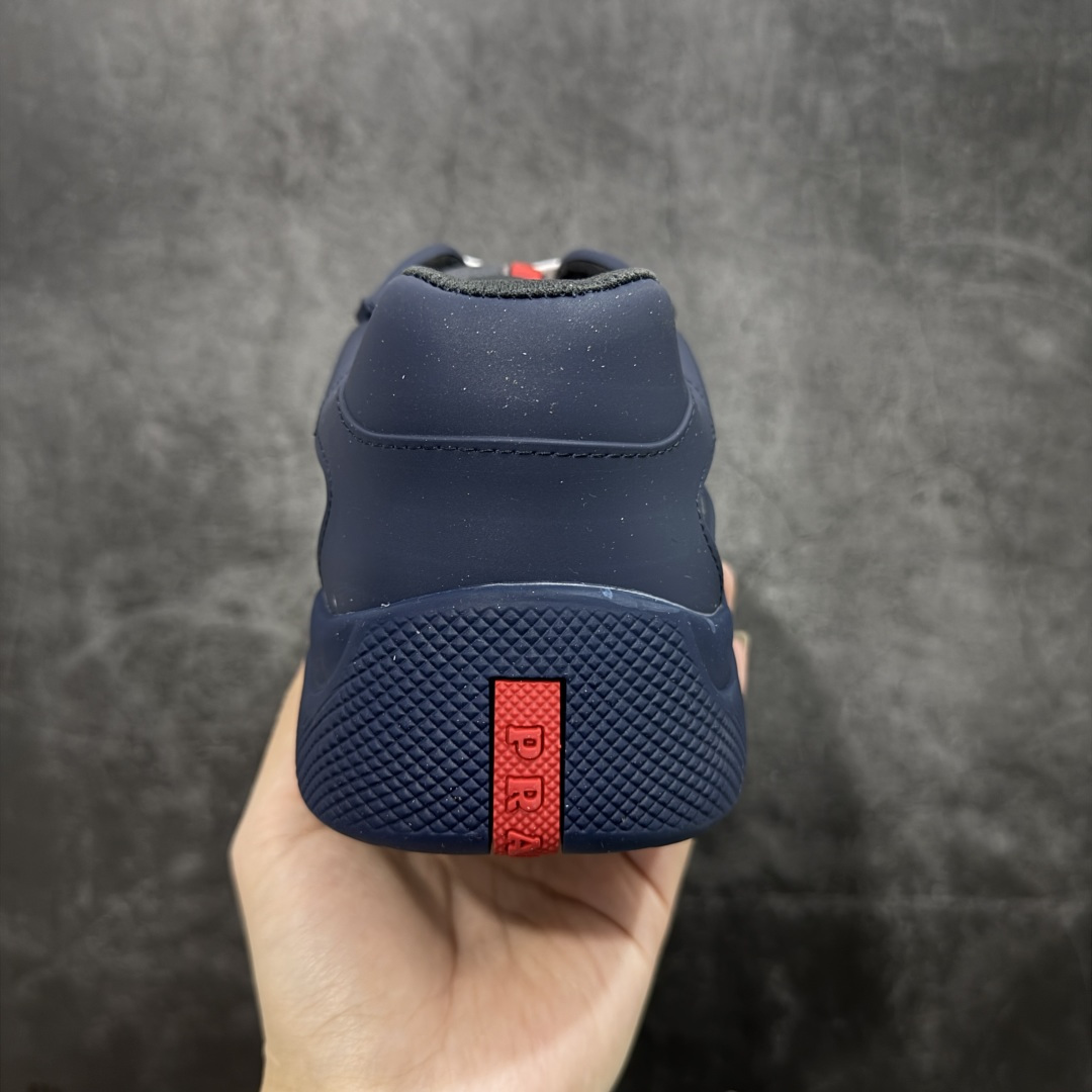 图片[4]-【广东纯原版】Prada America\’s Cup 普拉达 运动鞋 经过重新设计 全新面料和颜色为它注入新的当代精神 这款航海风系带运动鞋 最初在上世纪90年代为LunaRossa船员设计 现在以彩色橡胶和Bike织物重新演绎 Prada LineaRossa徽标彰显经典态度 尺码：36 37 38 39 40 41 42 43 44 45 46 47-选品中心