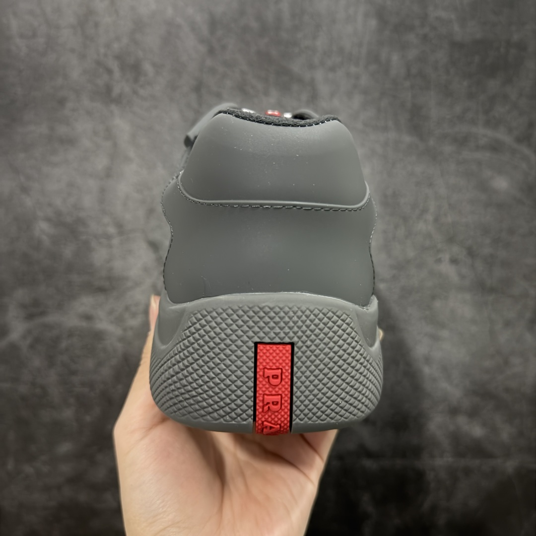 图片[4]-【广东纯原版】Prada America\’s Cup 普拉达 运动鞋 经过重新设计 全新面料和颜色为它注入新的当代精神 这款航海风系带运动鞋 最初在上世纪90年代为LunaRossa船员设计 现在以彩色橡胶和Bike织物重新演绎 Prada LineaRossa徽标彰显经典态度 尺码：36 37 38 39 40 41 42 43 44 45 46 47-选品中心
