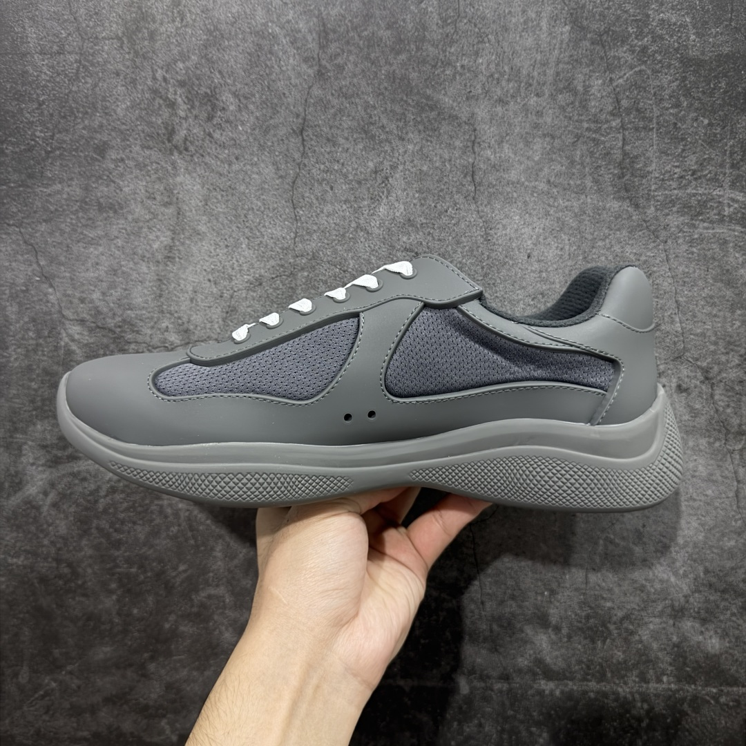 图片[2]-【广东纯原版】Prada America\’s Cup 普拉达 运动鞋 经过重新设计 全新面料和颜色为它注入新的当代精神 这款航海风系带运动鞋 最初在上世纪90年代为LunaRossa船员设计 现在以彩色橡胶和Bike织物重新演绎 Prada LineaRossa徽标彰显经典态度 尺码：36 37 38 39 40 41 42 43 44 45 46 47-选品中心