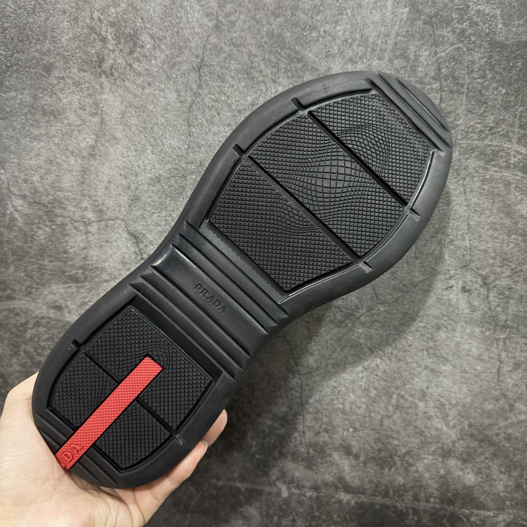 图片[9]-【广东纯原版】Prada America\’s Cup 普拉达 运动鞋 经过重新设计 全新面料和颜色为它注入新的当代精神 这款航海风系带运动鞋 最初在上世纪90年代为LunaRossa船员设计 现在以彩色橡胶和Bike织物重新演绎 Prada LineaRossa徽标彰显经典态度 尺码：36 37 38 39 40 41 42 43 44 45 46 47-选品中心