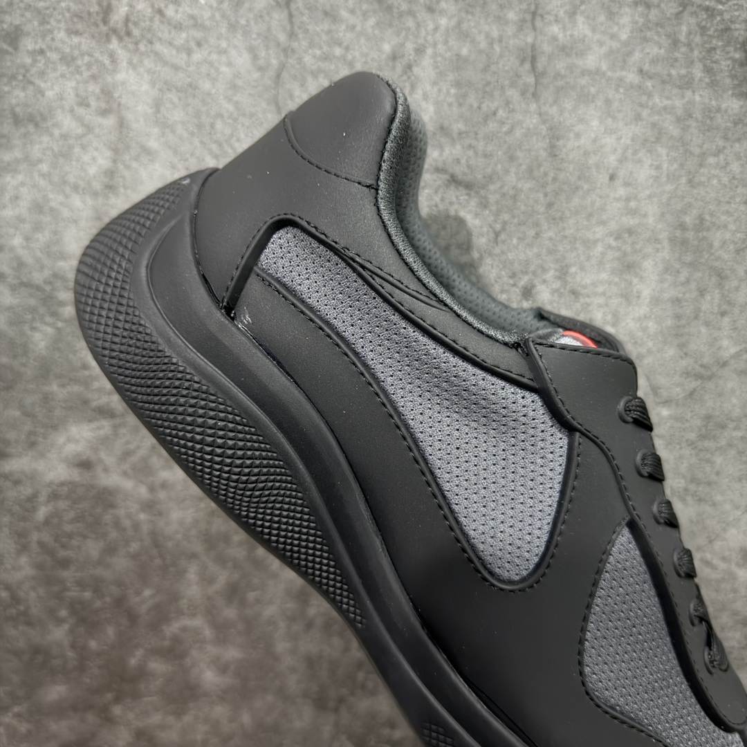 图片[7]-【广东纯原版】Prada America\’s Cup 普拉达 运动鞋 经过重新设计 全新面料和颜色为它注入新的当代精神 这款航海风系带运动鞋 最初在上世纪90年代为LunaRossa船员设计 现在以彩色橡胶和Bike织物重新演绎 Prada LineaRossa徽标彰显经典态度 尺码：36 37 38 39 40 41 42 43 44 45 46 47-选品中心