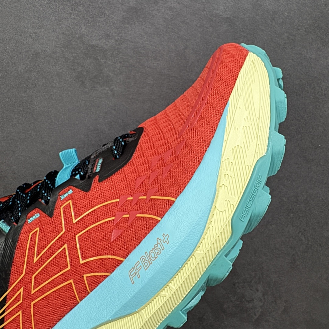 图片[5]-【公司级】亚瑟士跑步鞋男鞋新款GEL-TRABUCO 13低帮缓震训练运动鞋 Trabuco 13是ASICS的一款高山系列越野跑鞋，融合了Flyte Foam Blast+中底技术、GEL单元和全覆盖Grip外底，提供出色的稳定性与保护，而其轻盈的设计令其适合崎岖地形。**它融合了密集的Flyte Foam Blast+中底技术、后部GEL减震单元，以及编织型岩石板和全覆盖的ASICS Grip外底，提供4毫米和5毫米不同高度的凸耳设计。鞋面采用柔软网眼材质，全衬里构造可有效防止碎屑侵入。 货号：1011B973-020 尺码：36 37 37.5 38 39 39.5 40.5 41.5 42 42.5 43.5 44 45-选品中心