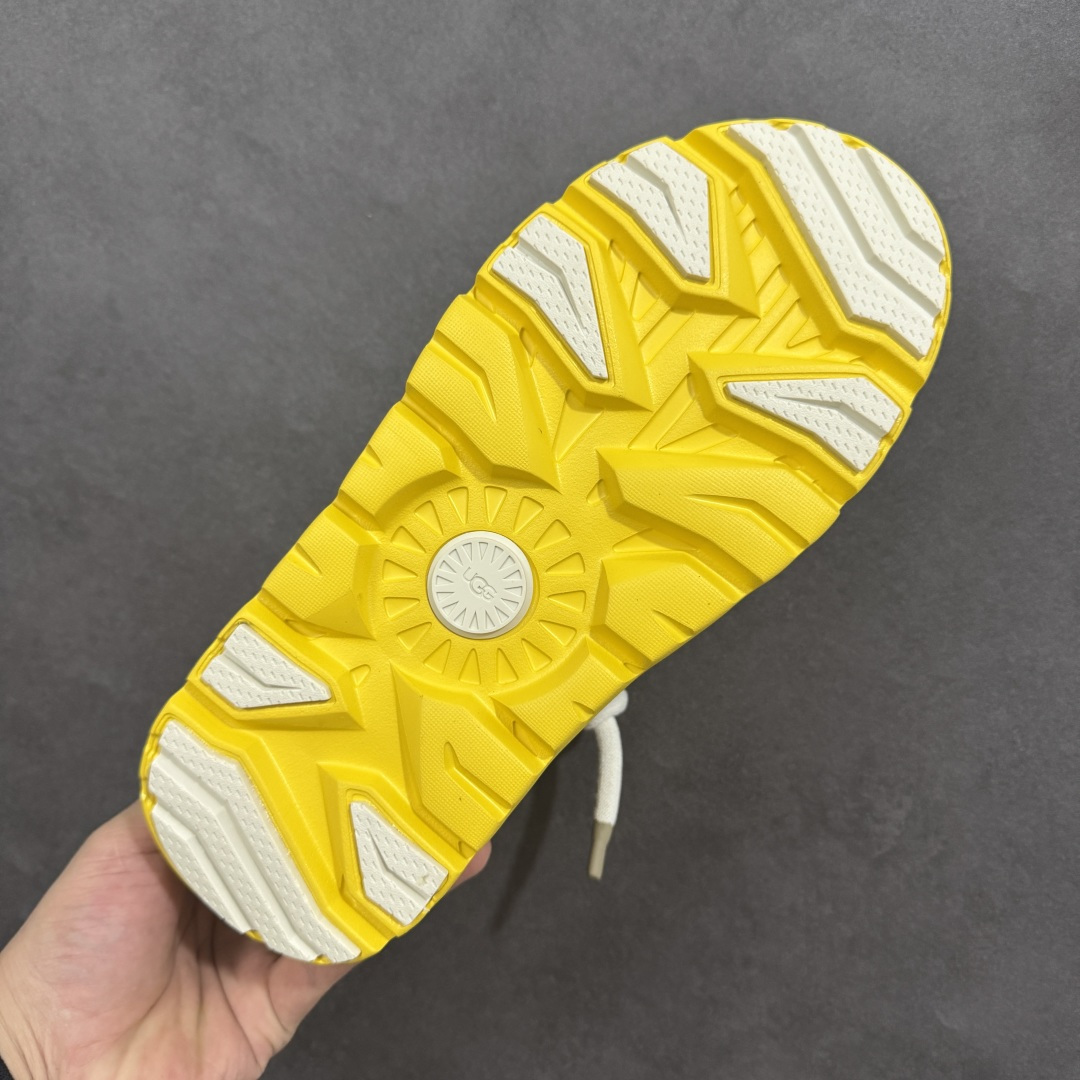 图片[9]-（男鞋贵20） 【SP顶级版】UGG Heritage 中性雪地靴面包鞋 1170910 秋冬羊毛一体雪地靴 原代工厂隆丰A级真羊毛皮一体完全遵循正平正品，精选A级羊皮毛一体材质，内里毛绒如云朵般包裹双脚，白带恒温属性一寒锁温抗冻，股季透气排湿，让双脚时刻处于干爽舒适的状态，轻量化设计搭配柔韧鞋底，每一步都似踩在软垫上，再加上贴合足型的弧度与足跟支撑，无论是居家休憩,外出通勤还是日常跑腿，全天行走也无负担。 从经典高筒靴到简约拖鞋，从基础中性色到潮流设计，既能与牛仔裤、卫衣打造随性日常，也能搭配裙子、男女同款更能轻松适配情侣穿搭。 优质羊皮毛天生耐磨损，搭配扎实工艺与防水科技加持，能抵御日常磨损与雨雪侵袭。一双穿数年仍能保持柔软质感💪🏻 尺码：35-45-选品中心