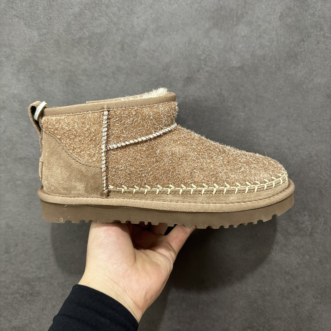 【莞产版本】平台外贸专供UGG 女子雪地靴 1171538 十年品牌制鞋代工厂生产线出品 注重每一处细节 隆丰A级真羊皮毛一体 完全遵循ZP工艺流程打造 尺码:35 36 37 38 39 40-选品中心