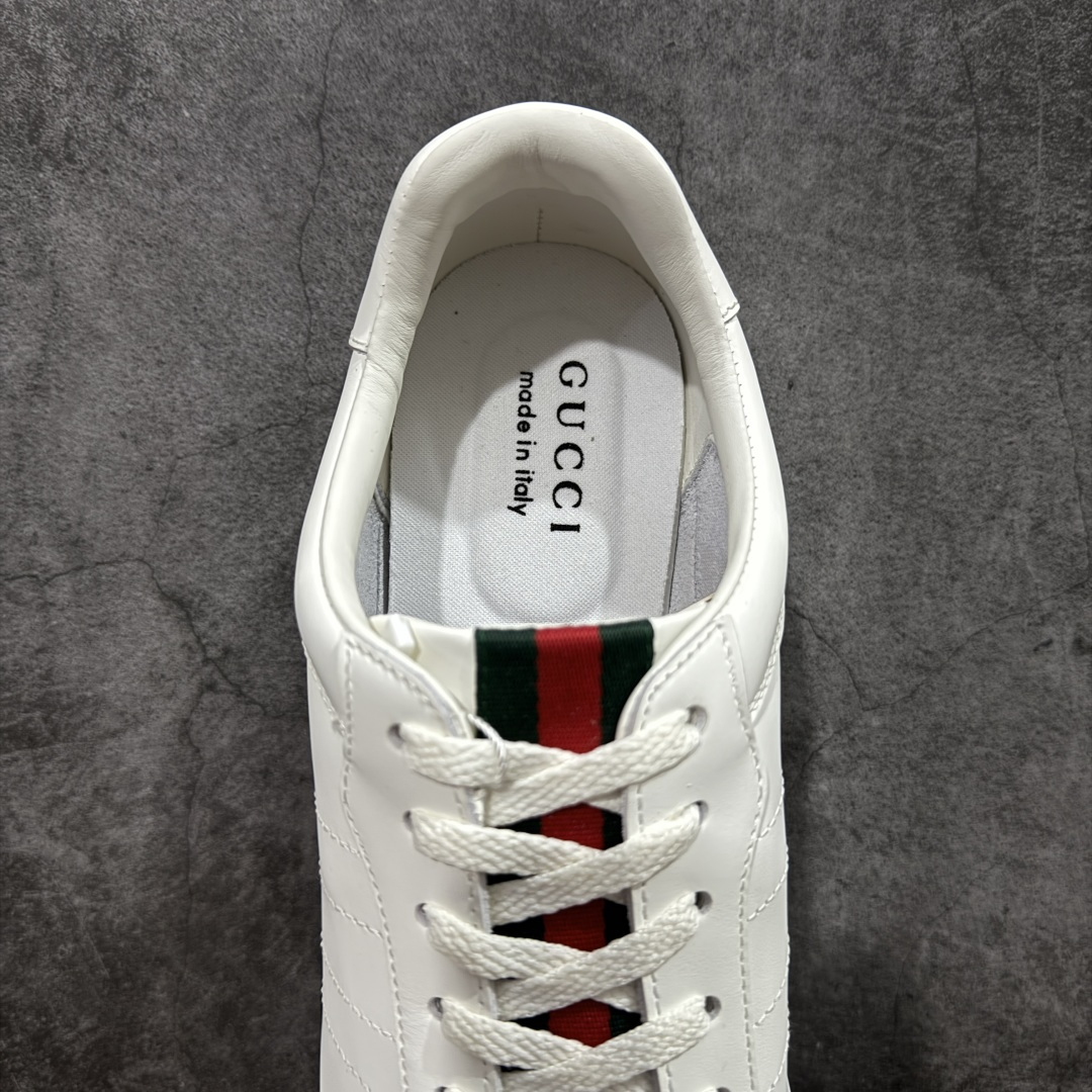 图片[8]-【莞产礼盒版】GUCCI 古驰 Shift 皮革圆头系带低帮生活休闲鞋 新款Gucci Shift系列直接美晕 做旧设计 复古又随性Gucci正式发布全新“Gucci Shift”运动鞋系列。该系列从品牌深厚的马术传统汲取灵感，以经典Web条纹为核心，融合多元材质与现代设计，展现品牌标志性的传承与创新 轻盈舒适的穿着感搭配极简廓形，营造出利落而摩登的气质。麂皮、帆布及科技面料的丰富组合，与大胆的配色与设计相得益彰，一同展现更具个性的优雅与活力 尺码：35 36 37 38 39 40 41 42 43 44-选品中心