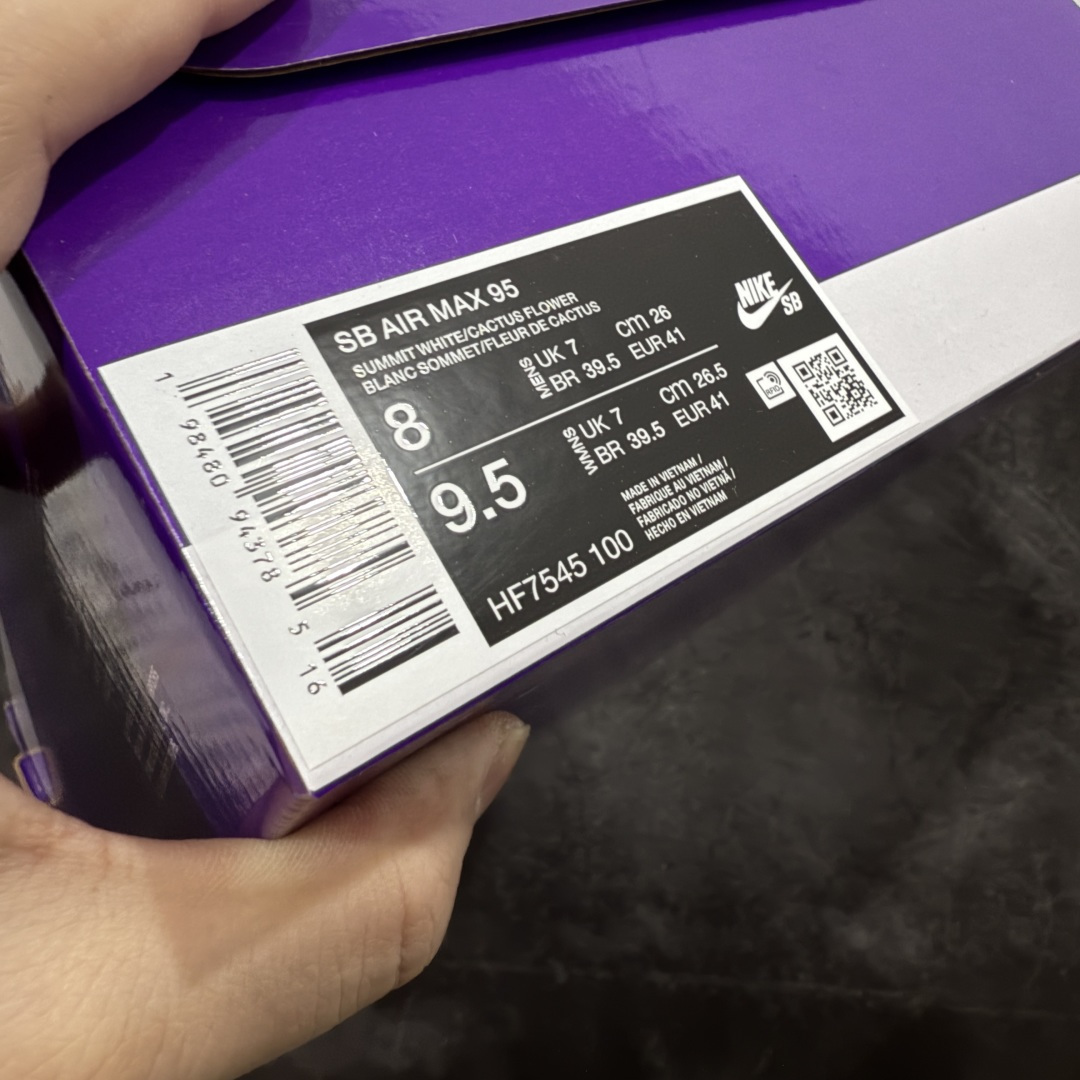 图片[9]-【KZ2.0版本】SB x Nike Air Max 95 货号：HF7545-002 纯原大厂生产线出品 原厂材料 原厂楦头 市场正确版本 区分错版 尺码：40 41 42 43 44 45 46 47.5 48 48.5-选品中心