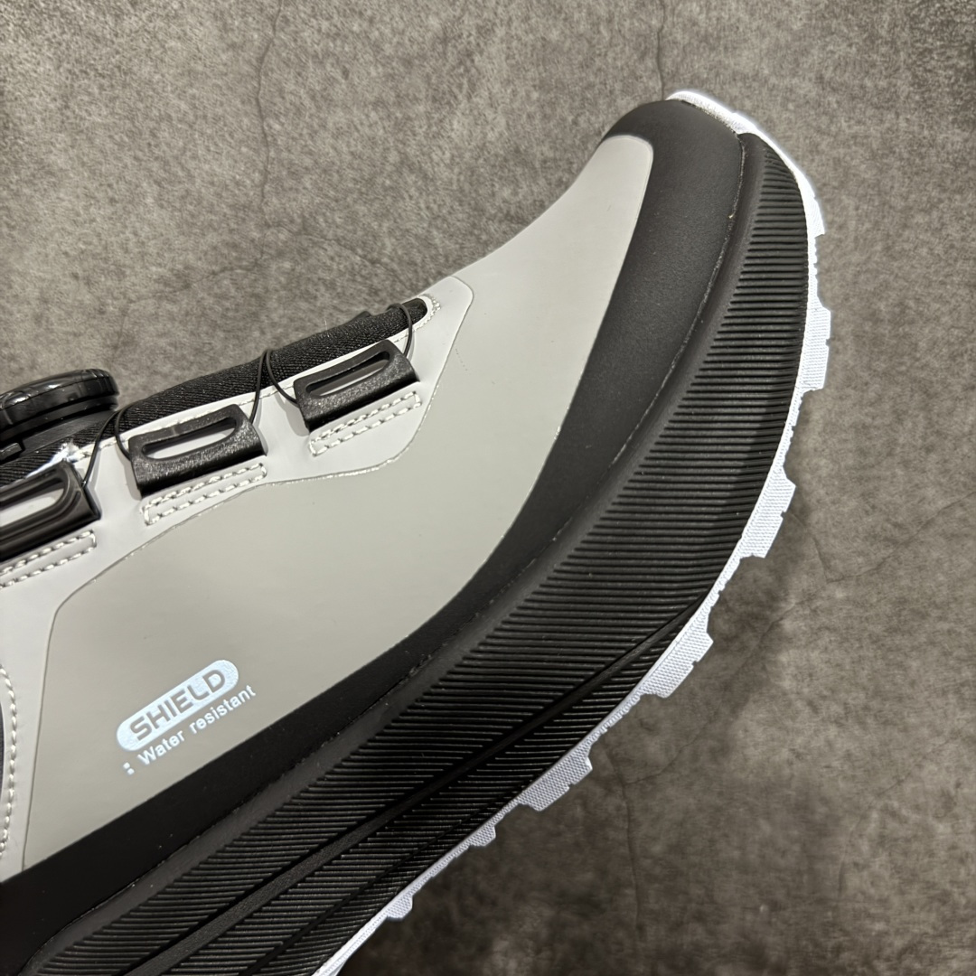 图片[6]-【公司级】DESCENTE BOA 迪桑特轻盈缓震透气鞋面时尚休闲运动覆盖防水男子越野跑鞋 官方同步 正确细节 正确白色标 正确米其林大底 区别市场错版 适合技术路线单日徒步穿着 aeriosflgtx鞋受到长途野外跑步鞋的启发，适合在变化的地形上进行快速轻快的徒步旅行穿着，舒适而有支撑性，使您充满信心。 该设计与脚部融为一体，可最大限度地减少摩擦，鞋面gore-tex保护膜具有超强防水效果，采用gore隐形适体(invisiblefit)技术，更轻薄舒适。鞋子鞋外底结构vibram®橡胶化合材料，防滑耐磨耐用，tpu鞋头可防磨损，压缩eva泡沫内底以及一体的tpu铁芯提高了灵活性和稳定性。这是一款集功能，户外，颜值于一体的超强登山鞋，强烈推荐💪🏻 尺码： 39-45含半码-选品中心