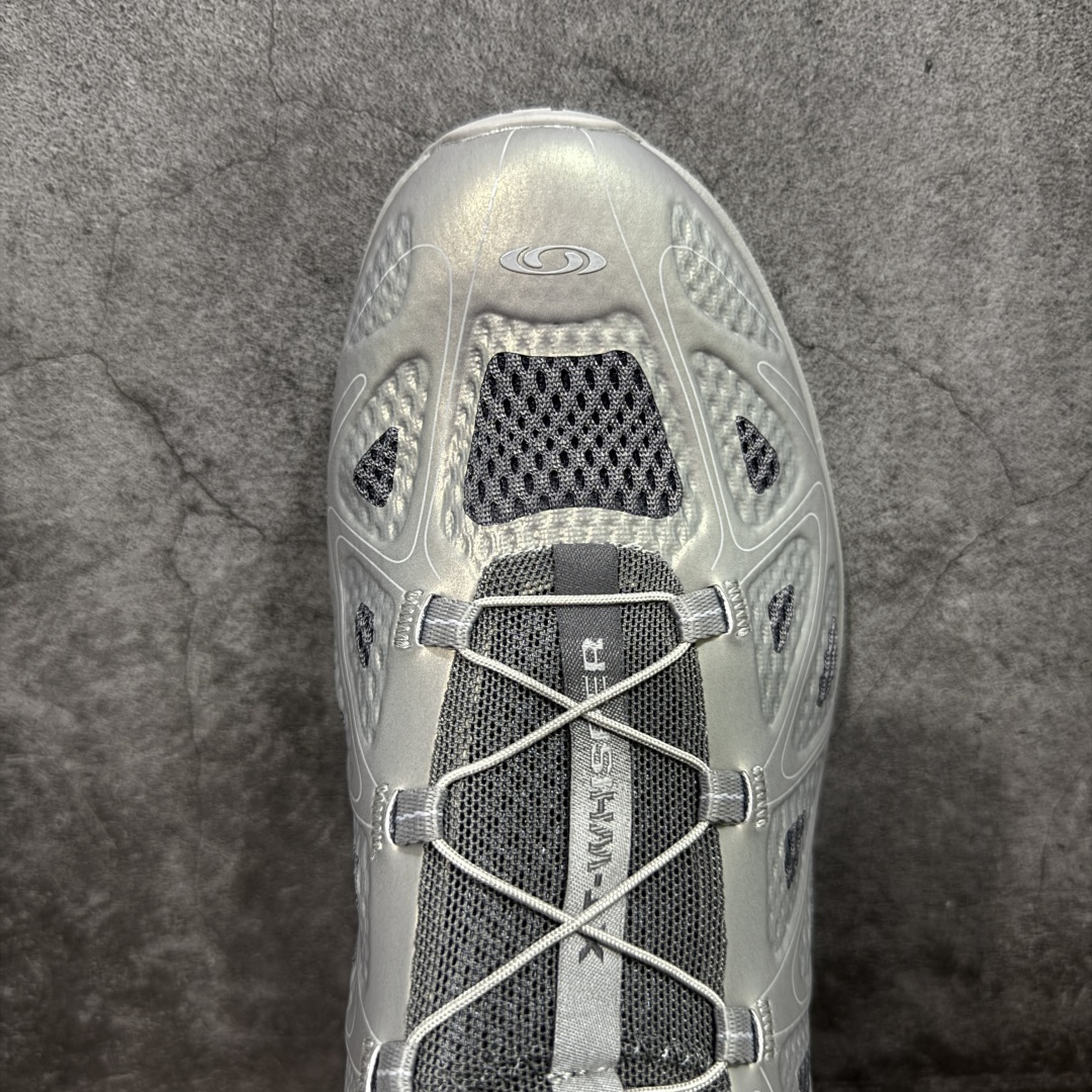 图片[5]-【绿x版本】SALOMON萨洛蒙 XT-WHISPER VOID 舒适柔软 休闲跑步鞋 男女同款 陨石灰 478756 纯原外贸平台特供订单 耗时半年巨作 #全套原纸板楦头开发 #原厂特供网布配套加持 #确保原汁原味 完美呈现版型 #原档数据独家私模五层组合大底 #男女鞋同步官方开发至46 #原装Ortholite轻量化鞋垫 #中底布带钢印编号 原厂TPU锁扣 #进口港宝加持 后跟自然饱满 还原公司包裹性 #鞋面采用SENSIFT贴合技术 #全方位贴合包裹脚型 #鞋跟部鞋底牵引设计 #提供强大的抓地性能 #更适应野外崎岖不平的道路 #基于 SALOMON 初代 XT 鞋身造型并搭载 4D ADVANCED CHASSIS™ 大底打造而成 为这款 XT-WHISPER 带来了多项足部控制与保护等功能性 如在运动过程中控制左右晃动的过程而提高稳定性、改善长途越野过程中足中到足尖的过渡、提高感知岩石的精确度以抵抗尖锐物体对脚底的伤害以及采用动态缓冲来增强穿着舒适感 从而减轻疲劳感 使 XT-WHISPER 成为一双舒适且安全的户外之履 货号：478756 尺码：36 36.5 37.5 38 38.5 39 40 40.5 41 42 42.5 43 44 45 46-选品中心