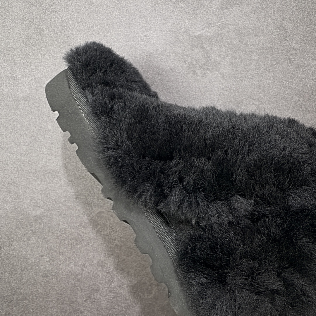 图片[6]-【纯原版】UGG LORIA FUR SLIDE冬季拖鞋雪地鞋 十年品牌制鞋代工厂生产线出品 注重每一处细节 隆丰A级真羊皮毛一体 完全遵循ZP工艺流程打造 货号：1174571 尺码：35-40无半码-选品中心