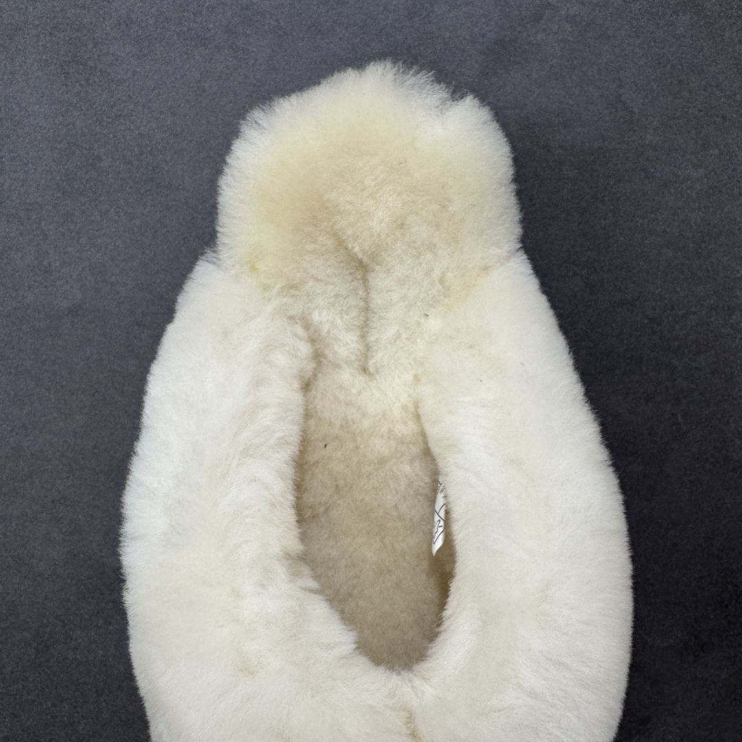 图片[7]-【纯原版】UGG LORIA FUR SLIDE冬季拖鞋雪地鞋 十年品牌制鞋代工厂生产线出品 注重每一处细节 隆丰A级真羊皮毛一体 完全遵循ZP工艺流程打造 货号：1174571 尺码：35-40无半码-选品中心