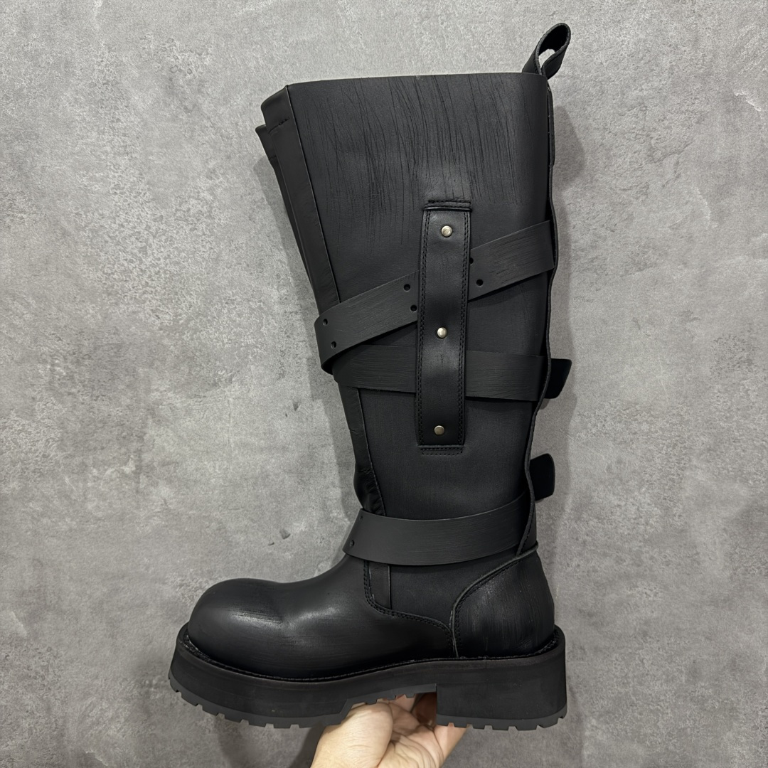 图片[2]-【广东纯原版本】Balenciaga 25新款酷飒毒液靴✨ 酷飒出街，超有个性，独特翻折设计，个性又前卫，金属扣点缀，酷感十足😘又美又飒，无论是日常出街还是时尚派对🎉它都是吸睛利器💯 对版甄选牛皮面料，羊皮内里，私模耐磨防滑橡胶大底 尺码：35-44-选品中心