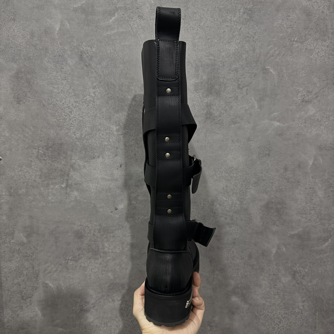 图片[4]-【广东纯原版本】Balenciaga 25新款酷飒毒液靴✨ 酷飒出街，超有个性，独特翻折设计，个性又前卫，金属扣点缀，酷感十足😘又美又飒，无论是日常出街还是时尚派对🎉它都是吸睛利器💯 对版甄选牛皮面料，羊皮内里，私模耐磨防滑橡胶大底 尺码：35-44-选品中心