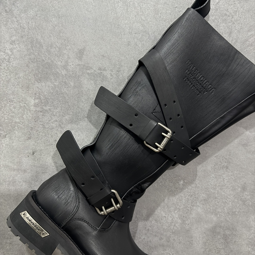 图片[7]-【广东纯原版本】Balenciaga 25新款酷飒毒液靴✨ 酷飒出街，超有个性，独特翻折设计，个性又前卫，金属扣点缀，酷感十足😘又美又飒，无论是日常出街还是时尚派对🎉它都是吸睛利器💯 对版甄选牛皮面料，羊皮内里，私模耐磨防滑橡胶大底 尺码：35-44-选品中心