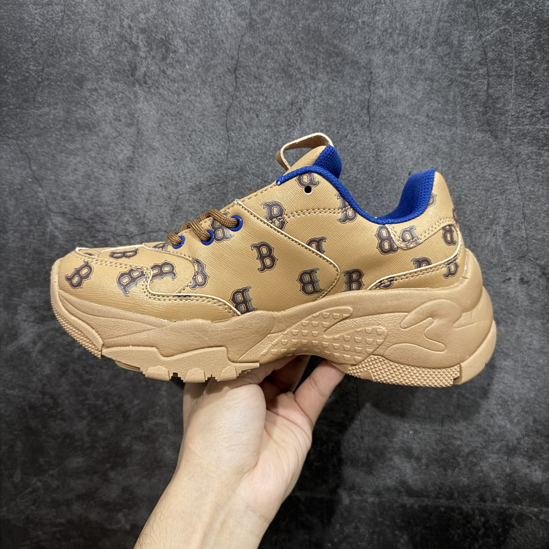 图片[2]-【纯原特价】MLB Chunky Dia Monogram 复古印花老爹鞋 后跟加厚 呵护脚后跟 立体保护软绵鞋口 轻松穿脱不磨脚 鞋头安全防撞包裹鞋头 符合人体结构 精心设计 行走柔软触感 鞋底耐磨性强 稳定性高 抓地更牢 不易打滑 进口纳米材质 原盒雷射防伪标 货号：3ASHMS13N 尺码：35-45-选品中心