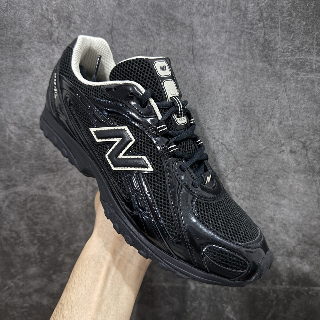 图片[3]-💰 260【纯原M版】New Balance NB204L 薄底鞋 薄底皮质鞋带德训miu系 减震耐磨包裹性支撑轻便 低帮 生活休闲鞋 男女同款 黑色 区别市面先行通货版本 市场唯一正确咖色 原材料打造 鞋身搭载EVA科技组合中底 附赠三副鞋带 适用多元穿搭场合为户外出行提供舒适长远的穿搭体验 货号：U204LMRA 尺码：36-44.5-选品中心