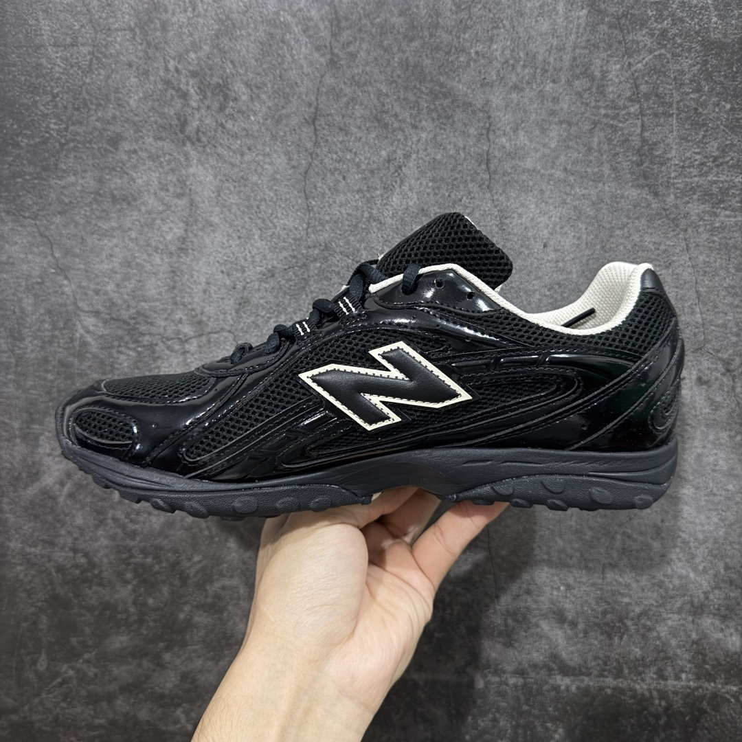 图片[2]-💰 260【纯原M版】New Balance NB204L 薄底鞋 薄底皮质鞋带德训miu系 减震耐磨包裹性支撑轻便 低帮 生活休闲鞋 男女同款 黑色 区别市面先行通货版本 市场唯一正确咖色 原材料打造 鞋身搭载EVA科技组合中底 附赠三副鞋带 适用多元穿搭场合为户外出行提供舒适长远的穿搭体验 货号：U204LMRA 尺码：36-44.5-选品中心