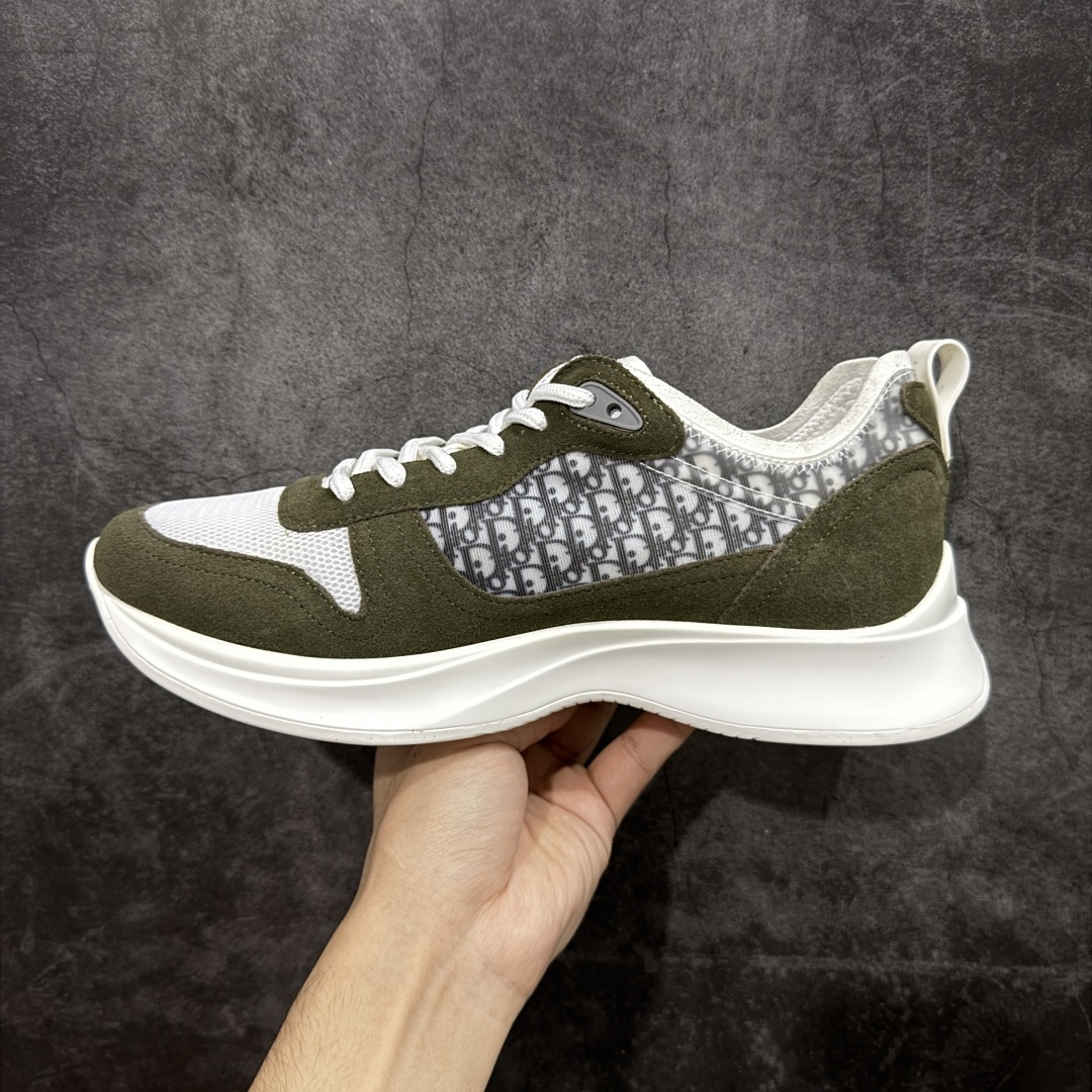 图片[2]-【广东礼盒版】Dior/迪奥 B25 Oblique Runner Sneaker 黑白 老爹风系带低帮透气休闲运动慢跑鞋 #原版购入开发 这款 B25 Runner运动鞋结合运动版型与 Dior 优雅的经典标识。采用迪奥灰和白色光滑牛皮革精心制作，饰以经典的米色和黑色 Oblique 印花提升格调。搭配白色纹理橡胶鞋底，可为各式休闲造型增添经典气质，更显精致 配送专柜精美包装，面料采用原版定制牛皮+Oblique 印花布 定制进口超细纤维 增高3.5CM 尺码：39 40 41 42 43 44 45 46-选品中心