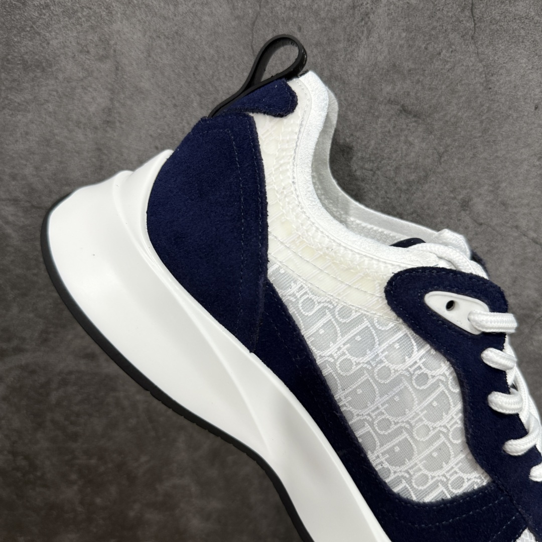图片[7]-【广东礼盒版】Dior/迪奥 B25 Oblique Runner Sneaker 黑白 老爹风系带低帮透气休闲运动慢跑鞋 #原版购入开发 这款 B25 Runner运动鞋结合运动版型与 Dior 优雅的经典标识。采用迪奥灰和白色光滑牛皮革精心制作，饰以经典的米色和黑色 Oblique 印花提升格调。搭配白色纹理橡胶鞋底，可为各式休闲造型增添经典气质，更显精致 配送专柜精美包装，面料采用原版定制牛皮+Oblique 印花布 定制进口超细纤维 增高3.5CM 尺码：39 40 41 42 43 44 45 46-选品中心