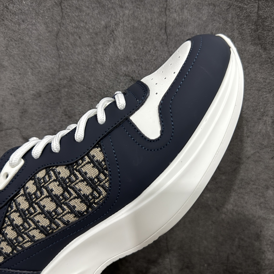 图片[6]-【广东礼盒版】Dior/迪奥 B25 Oblique Runner Sneaker 黑白 老爹风系带低帮透气休闲运动慢跑鞋 #原版购入开发 这款 B25 Runner运动鞋结合运动版型与 Dior 优雅的经典标识。采用迪奥灰和白色光滑牛皮革精心制作，饰以经典的米色和黑色 Oblique 印花提升格调。搭配白色纹理橡胶鞋底，可为各式休闲造型增添经典气质，更显精致 配送专柜精美包装，面料采用原版定制牛皮+Oblique 印花布 定制进口超细纤维 增高3.5CM 尺码：39 40 41 42 43 44 45 46-选品中心