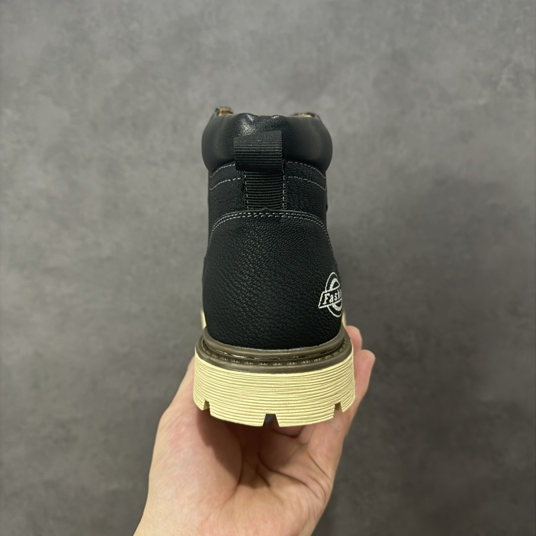 图片[4]-【广东纯原】2025秋冬Timberland 天伯伦/添柏岚经典高帮休闲男鞋 全新升级 广东大厂品质 原盒原包装 面料采用意大利顶级磨砂牛皮 搭配防臭防腐真皮乳胶鞋垫 给您完美的穿着体验 质量考究耐穿型男必备 专治不帅 高品质脚感一流 独家供应 颜色黑色 棕色 码数39 40 41 42 43 44 (皮鞋码) 编码：TLB260270-选品中心