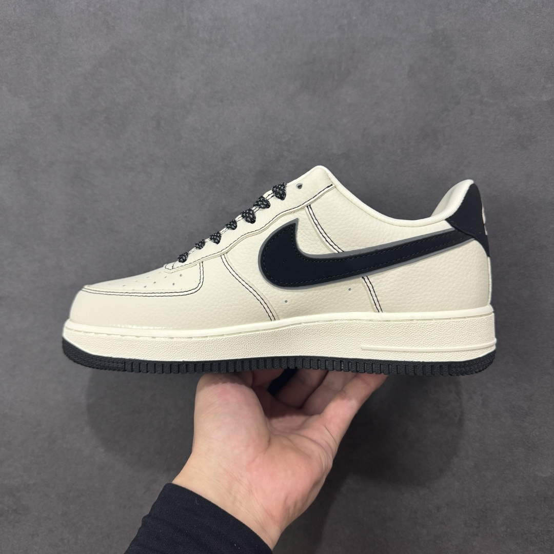 图片[2]-【定制版】Nike Air Force 1 \’07 Low “古驰联名——米黑线黑银勾”空军一号 高端定制 低帮 运动鞋 休闲鞋 折边针车 工艺难度大 原楦头原纸板 原装鞋盒 定制五金配件 内置全掌气垫 原厂鞋底 货号：KJ1688-020 尺码：36 36.5 37.5 38 38.5 39 40 40.5 41 42 42.5 43 44 44.5 45-选品中心