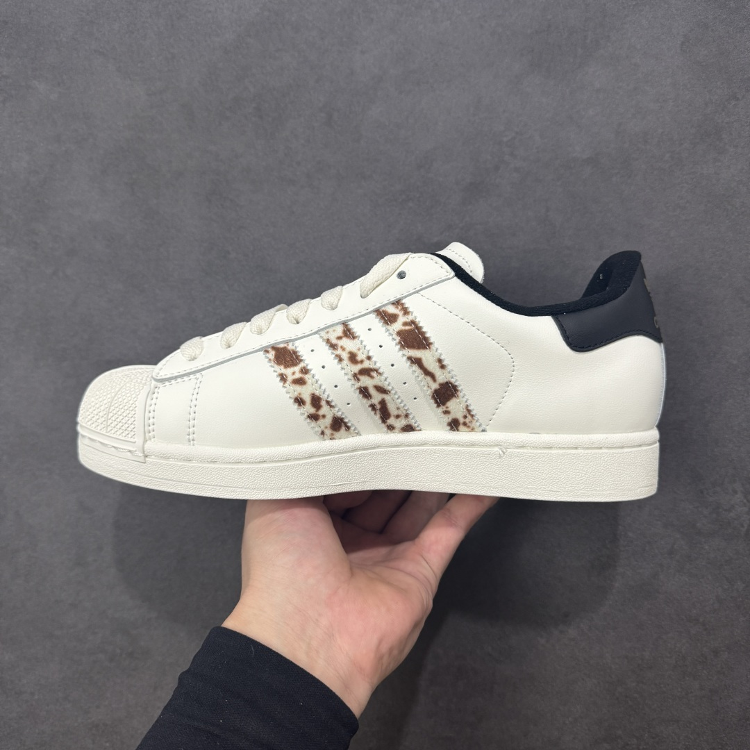 图片[2]-【GX版本】Adidas Originals Superstar II全新配色 贝壳头休闲板鞋 独家控货 平台正单 全鞋百分百原材料 全鞋电脑针车 Logo针车间距针数原版一致 皮料切割冲裁零瑕疵 原鞋一致含胶量大底 原盒中文内外标 大几率过验 不对比市面只对比原鞋 只服务最高端市场 货号：JQ6473 尺码：35-45-选品中心
