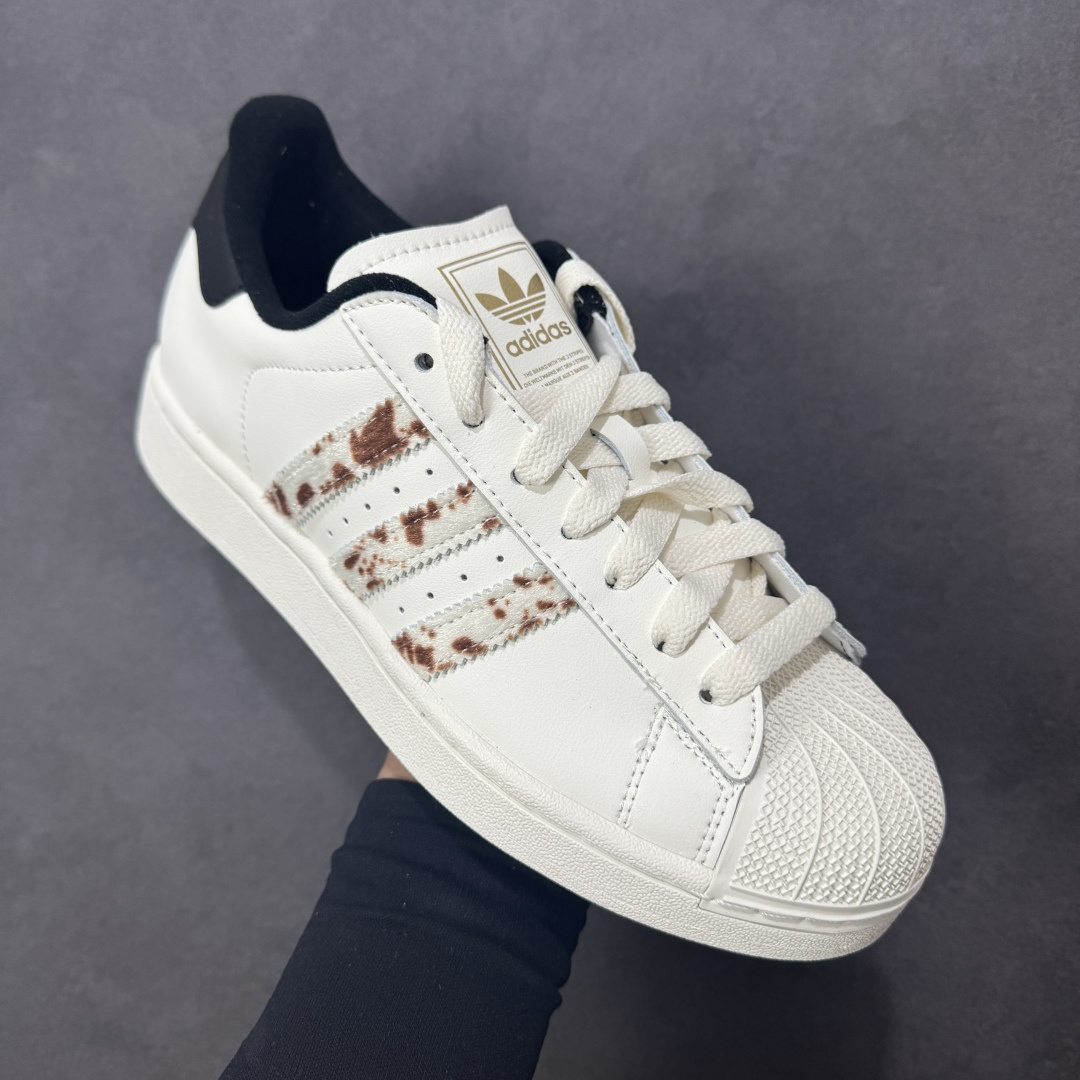 图片[3]-【GX版本】Adidas Originals Superstar II全新配色 贝壳头休闲板鞋 独家控货 平台正单 全鞋百分百原材料 全鞋电脑针车 Logo针车间距针数原版一致 皮料切割冲裁零瑕疵 原鞋一致含胶量大底 原盒中文内外标 大几率过验 不对比市面只对比原鞋 只服务最高端市场 货号：JQ6473 尺码：35-45-选品中心